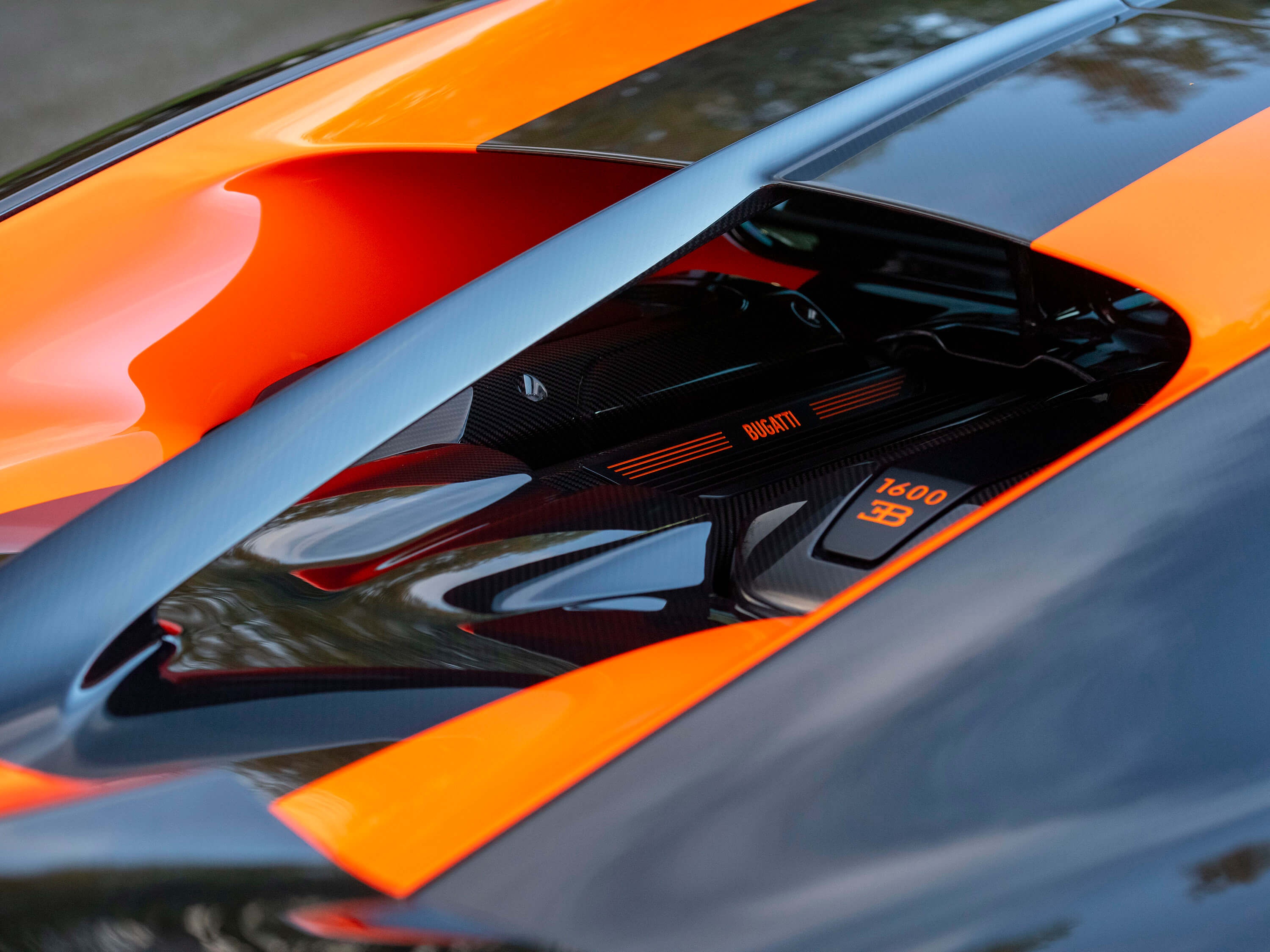 bugatti,  chiron,  veyron,  veyron super sport,  chiron super sport,  chiron super sport 300+,  sieu xe,  hypercar,  chiron sport,  chiron pur sport,  divo,  centodieci,  Chiron Profilee,  La Voiture Noire,  bolide,  w16 mistral anh 25