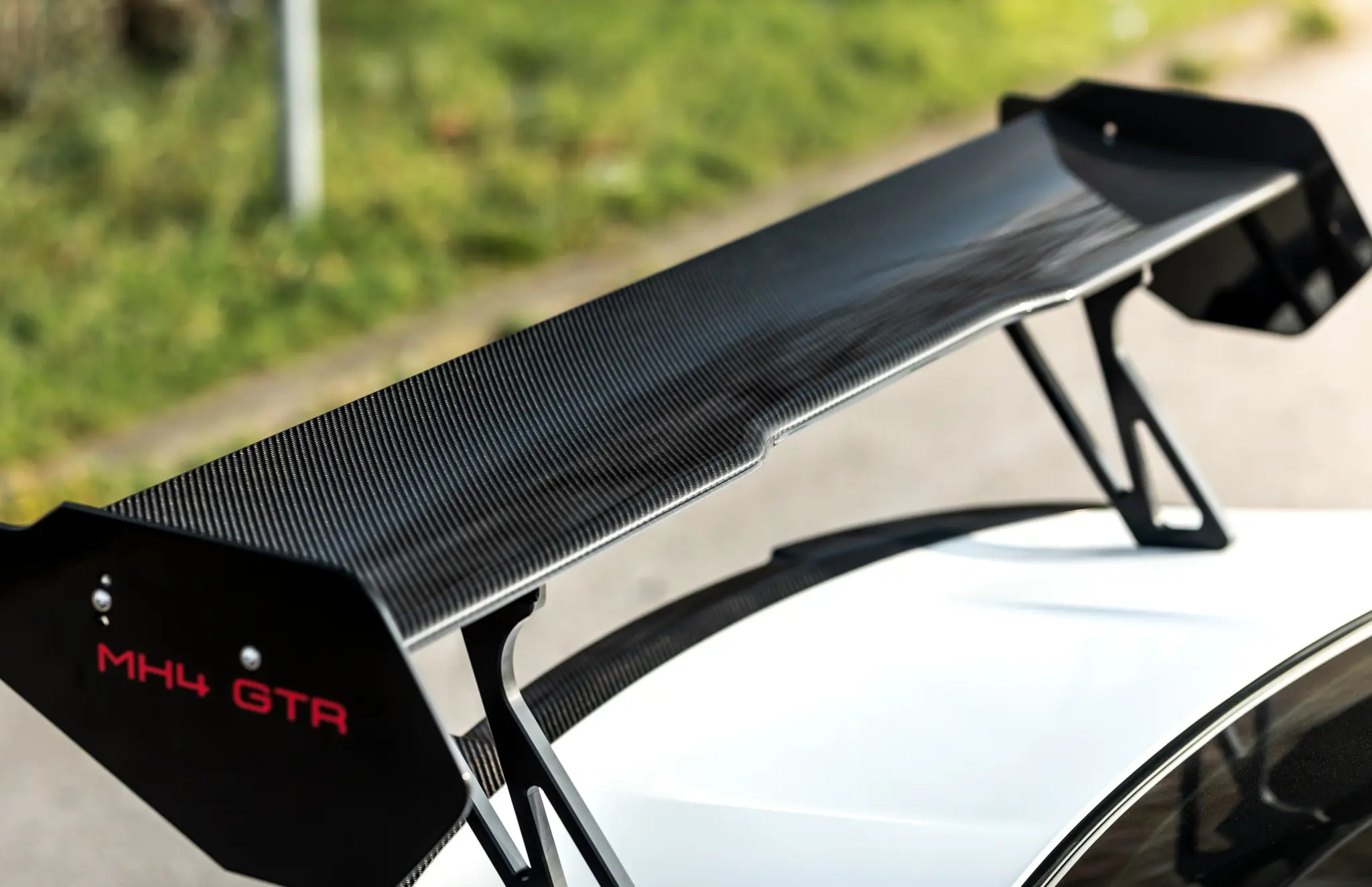 bmw,  bmw m4,  m4 dtm,  m4 dtm champion,  bmw m4 dtm,  f82,  xe the thao,  xe hieu suat cao,  sieu xe,  coupe,  dtm,  xe do,  manhart,  mh4 gtr,  mercedes,  audi,  lamborghini,  ferrari,  mclaren,  aston martin,  bentley,  pagani,  koenigsegg,  bugatti anh 7