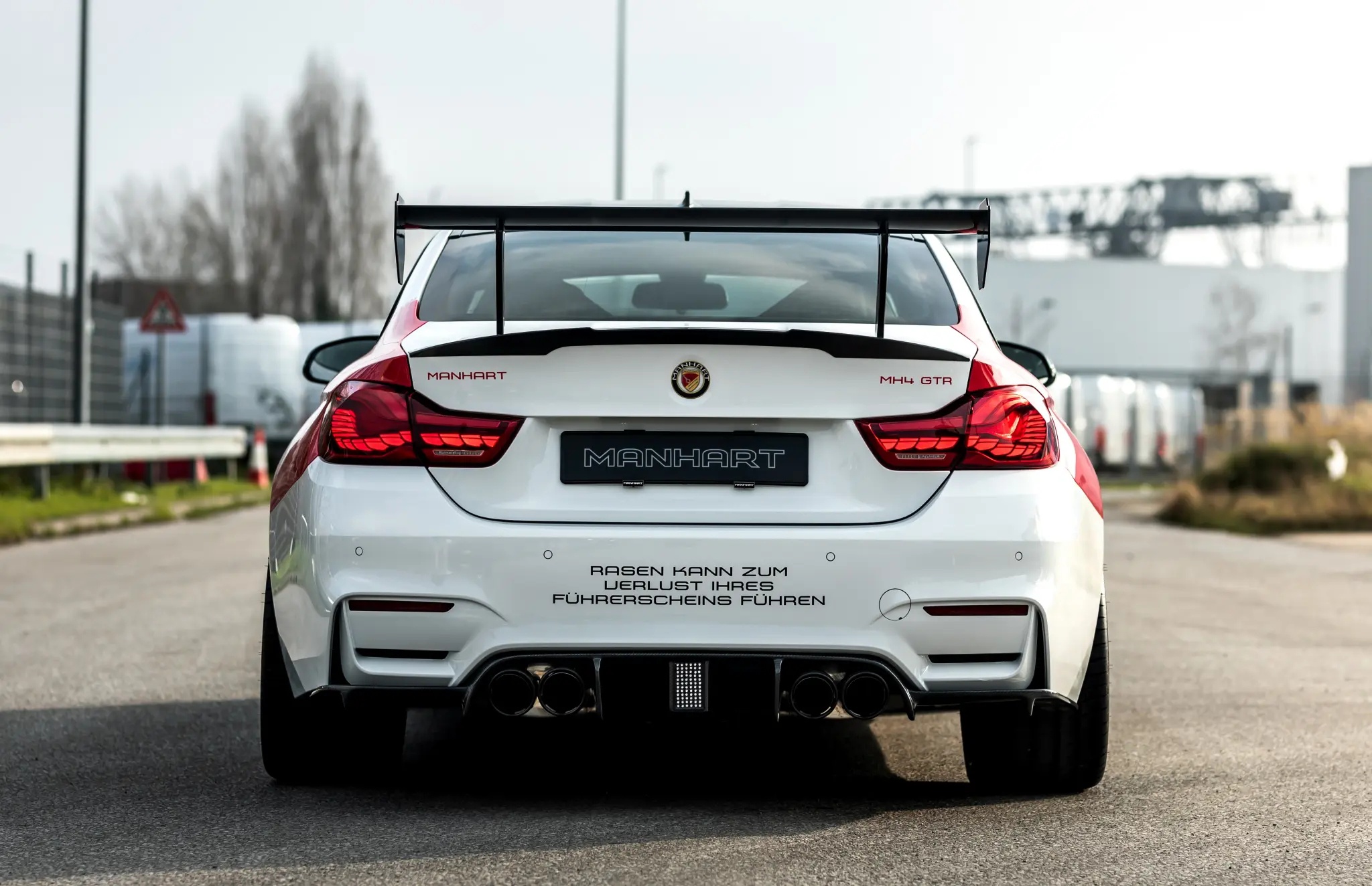 bmw,  bmw m4,  m4 dtm,  m4 dtm champion,  bmw m4 dtm,  f82,  xe the thao,  xe hieu suat cao,  sieu xe,  coupe,  dtm,  xe do,  manhart,  mh4 gtr,  mercedes,  audi,  lamborghini,  ferrari,  mclaren,  aston martin,  bentley,  pagani,  koenigsegg,  bugatti anh 6