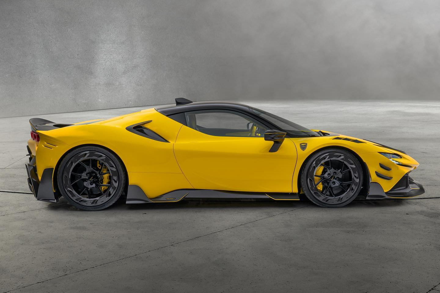 ferrari,  sf90,  sf90 spider,  sf90 stradale,  mansory,  xe do,  sieu xe,  hybrid,  ferrari sf90,  f9xx,  mansory f9xx,  Mansory F9XX,  Tempesta Celeste,  Mansory F9XX Tempesta Celeste,  lamborghini,  mclaren,  aston martin,  porsche,  maserati,  bugatti,  koenigsegg,  pagani,  softkit anh 5