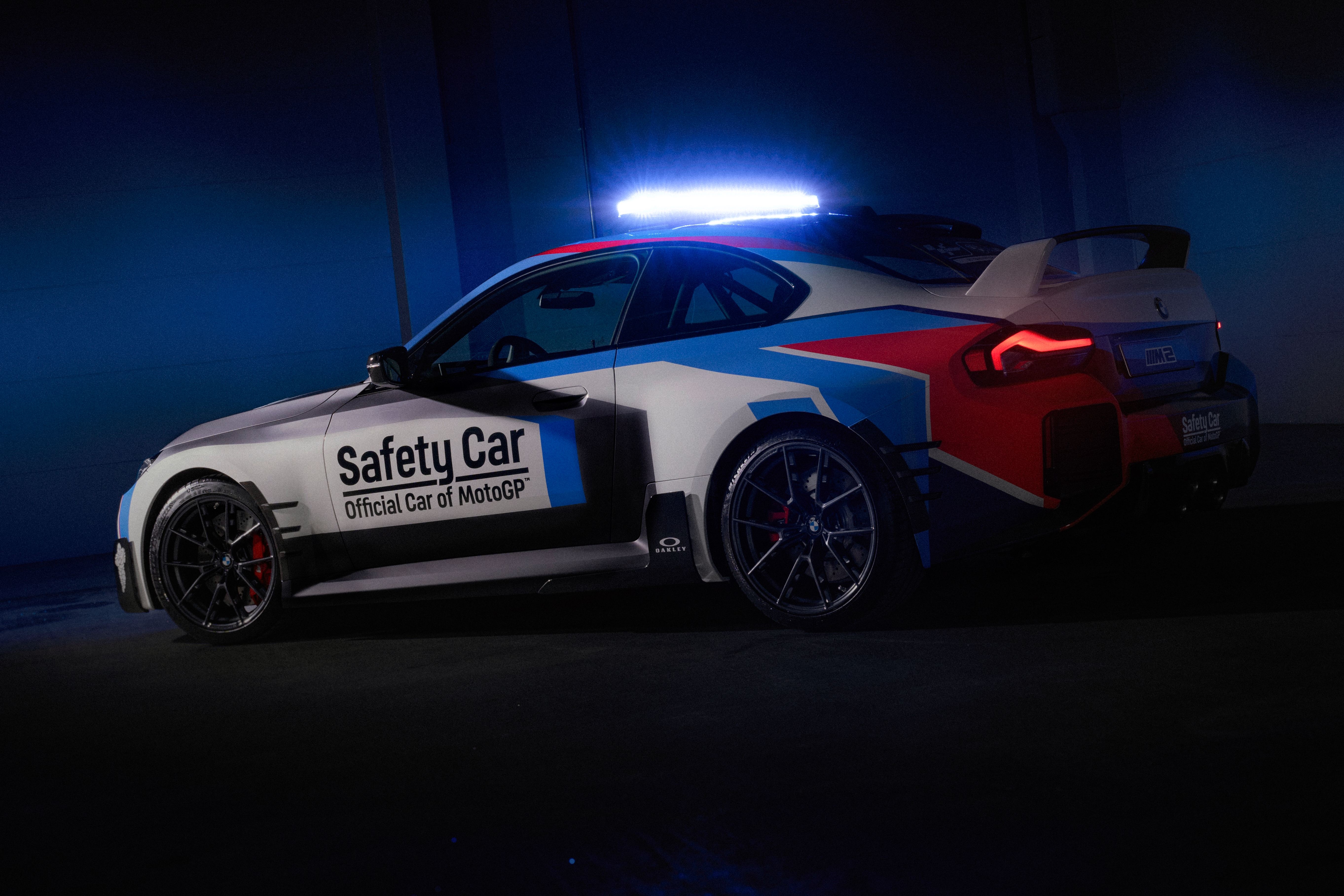 bmw,  bmw m2,  m2,  m2 f87,  m2 g87,  f87,  g87,  safety car,  m2 safety car,  xe an toan,  xe hieu nang cao,  xe hieu suat cao,  coupe,  motogp,  dua xe,  dua xe moto,  mercedes,  aston martin,  porsche,  M 1000 RR,  bmw M 1000 RR anh 7