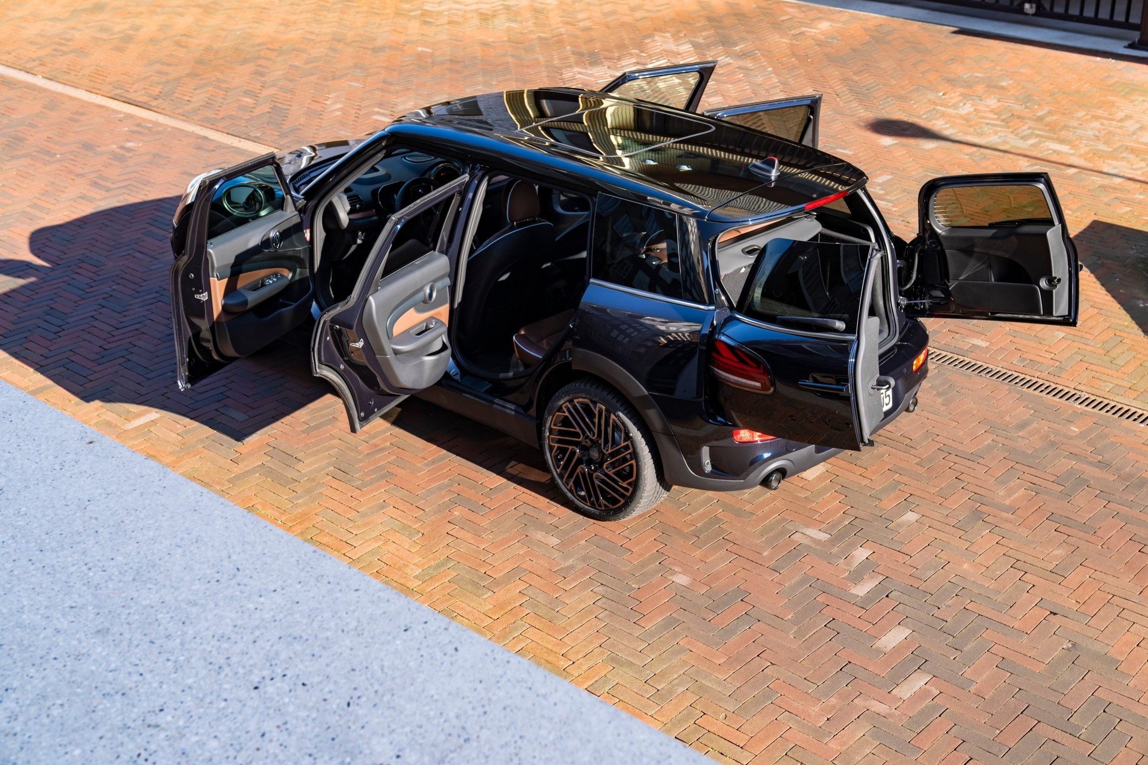 mini,  cooper,  mini cooper,  mini clubman,  countryman,  mini countryman,  clubman,  clubman final edition,  mini clubman final edition anh 9