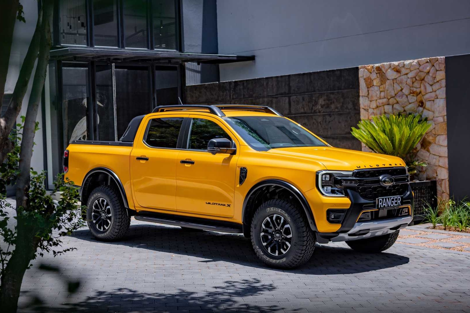 Ford Ranger Wildtrak X co gia tu 51.000 USD hinh anh