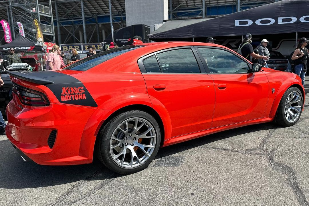 dodge,  last call,  charger,  challenger,  xe co bap,  xe co bap my,  Challenger Shakedown,  Charger Super Bee,  Challenger Swinger,  Charger Swinger,  Charger King Daytona,  Challenger Black Ghost,  Challenger SRT Demon 170,  chevrolet,  camaro,  ford,  mustang anh 10