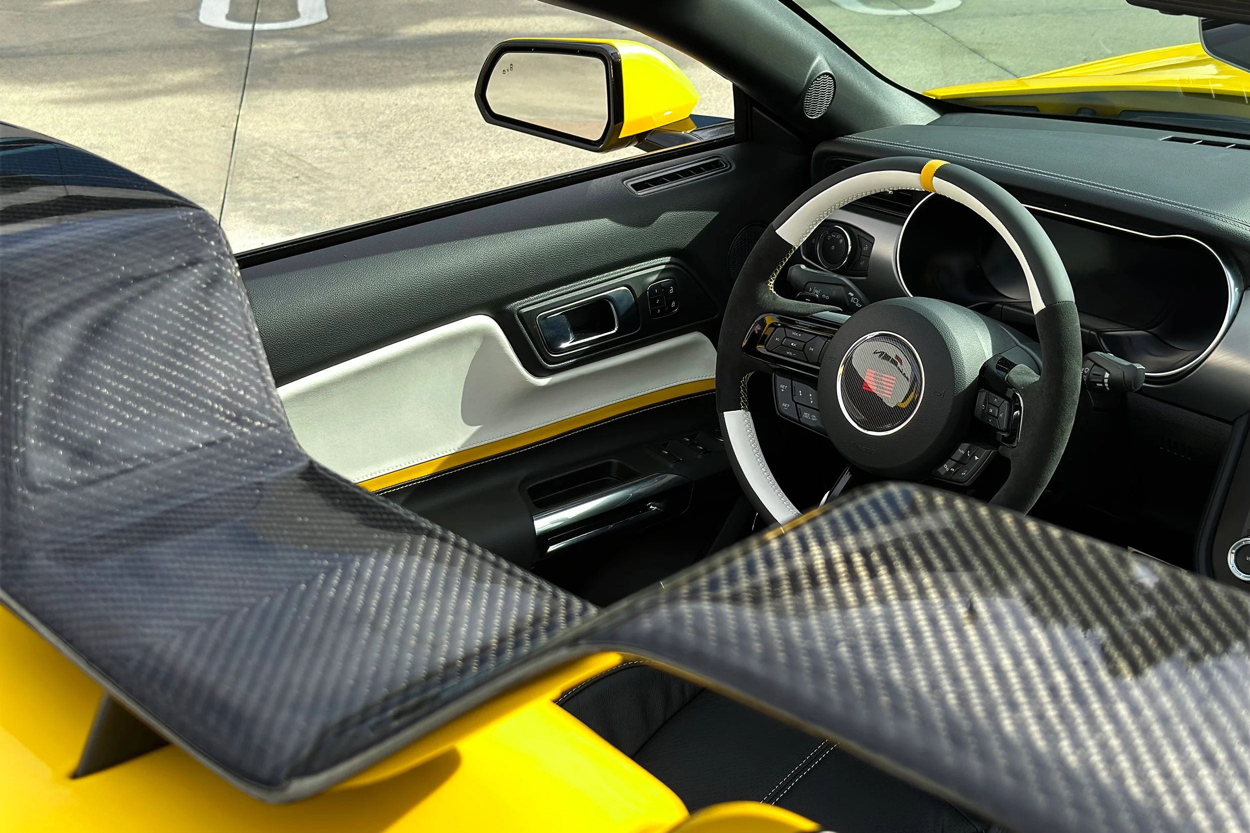 ford,  mustang,  saleen,  sa-40,  saleen sa-40,  ford mustang,  mustang saleen,  xe do,  gioi han,  ban gioi han,  xe co bap,  xe co bap my,  chevrolet camaro,  camaro,  chevrolet,  dodge,  challenger,  charger anh 5