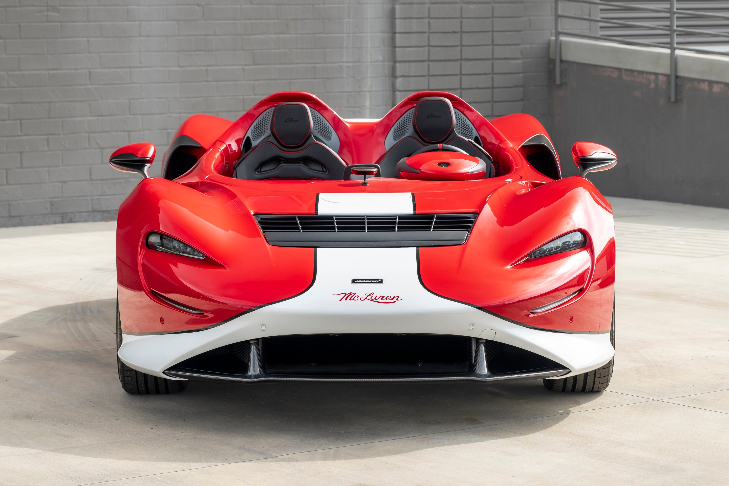 si&ecirc;u xe,  call of duty,  Vince Zampella,  rm,  rm sotheby's,  đấu gi&aacute;,  hypercar,  mclaren,  ferrari,  porsche,  volkswagen,  bugatti,  aston martin,  pagani ảnh 7