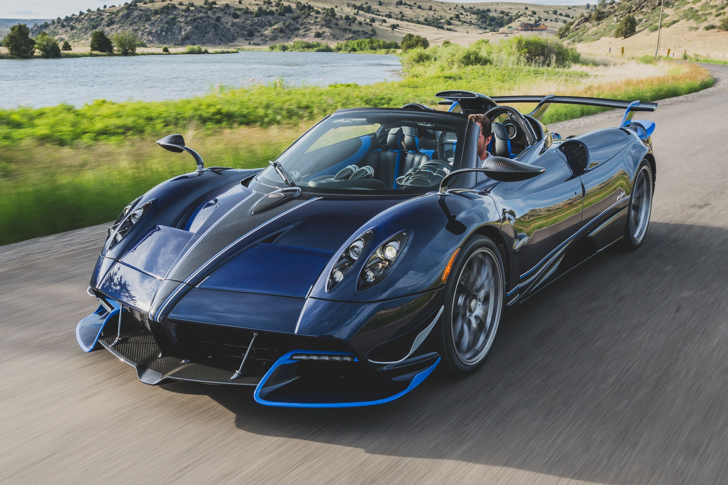 si&ecirc;u xe,  call of duty,  Vince Zampella,  rm,  rm sotheby's,  đấu gi&aacute;,  hypercar,  mclaren,  ferrari,  porsche,  volkswagen,  bugatti,  aston martin,  pagani ảnh 20