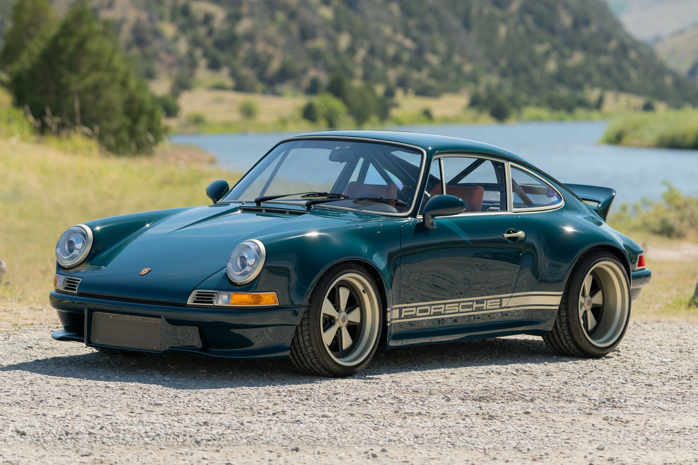 si&ecirc;u xe,  call of duty,  Vince Zampella,  rm,  rm sotheby's,  đấu gi&aacute;,  hypercar,  mclaren,  ferrari,  porsche,  volkswagen,  bugatti,  aston martin,  pagani ảnh 18