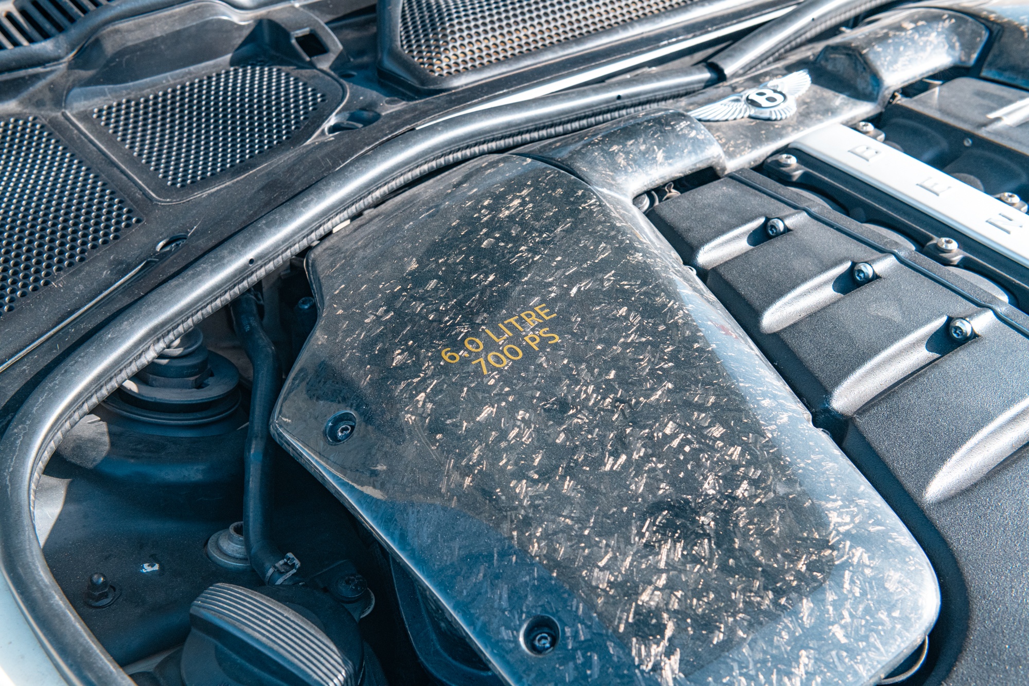 bentley,  continental gt,  continental gt speed,  bentley gt,  gt speed,  xe do,  dia hinh,  off-road,  sieu xe,  xe sang,  xe sieu sang,  gt,  grand tourer,  grand touring,  dubai anh 13