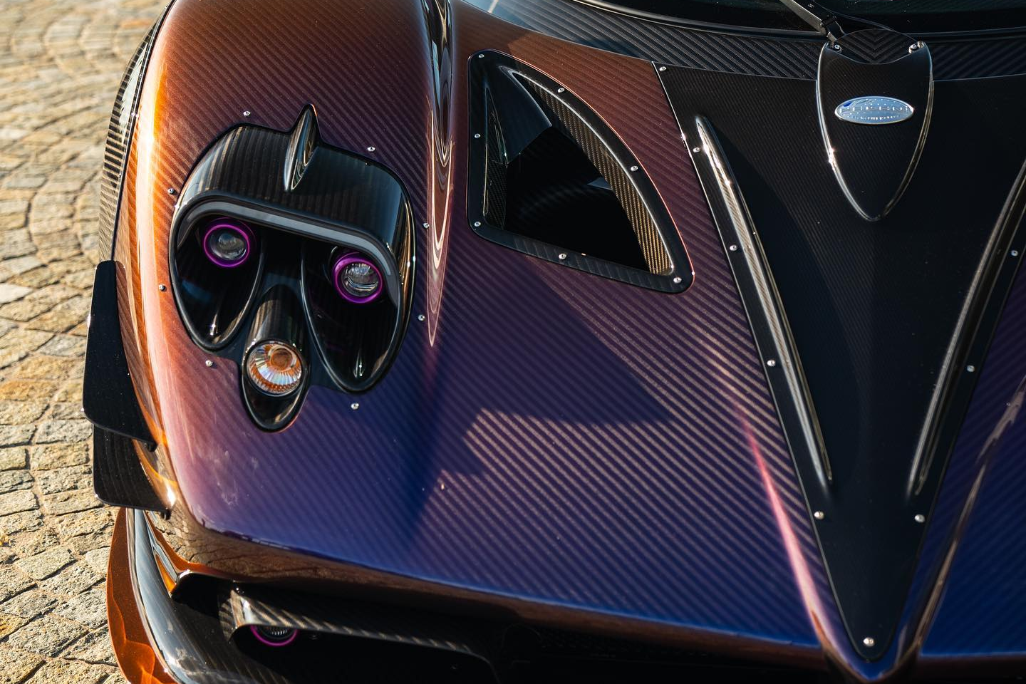 pagani,  zonda,  huayra,  utopia,  zonda ay,  pagani zonda ay,  sieu xe,  doc nhat,  hypercar,  koenigsegg,  bugatti,  lamborghini,  ferrari,  mclaren,  aston martin,  porsche,  maserati anh 3