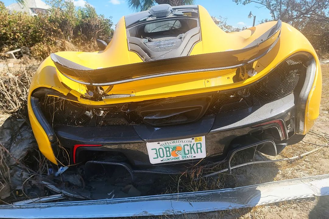 mclaren,  p1,  siêu xe,  đấu giá,  lũ lụt,  bão ian,  mclaren p1,  phục chế,  ferrari,  laferrari,  porsche,  918 spyder,  hypercar,  lamborghini,  maserati,  bugatti,  koenigsegg,  pagani ảnh 2 mclaren,  p1,  sieu xe,  dau gia,  lu lut,  bao ian,  mclaren p1,  phuc che,  ferrari,  laferrari,  porsche,  918 spyder,  hypercar,  lamborghini,  maserati,  bugatti,  koenigsegg,  pagani anh 2