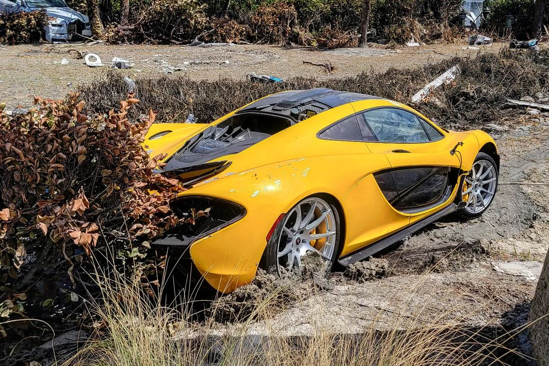 mclaren,  p1,  siêu xe,  đấu giá,  lũ lụt,  bão ian,  mclaren p1,  phục chế,  ferrari,  laferrari,  porsche,  918 spyder,  hypercar,  lamborghini,  maserati,  bugatti,  koenigsegg,  pagani ảnh 7 mclaren,  p1,  sieu xe,  dau gia,  lu lut,  bao ian,  mclaren p1,  phuc che,  ferrari,  laferrari,  porsche,  918 spyder,  hypercar,  lamborghini,  maserati,  bugatti,  koenigsegg,  pagani anh 7
