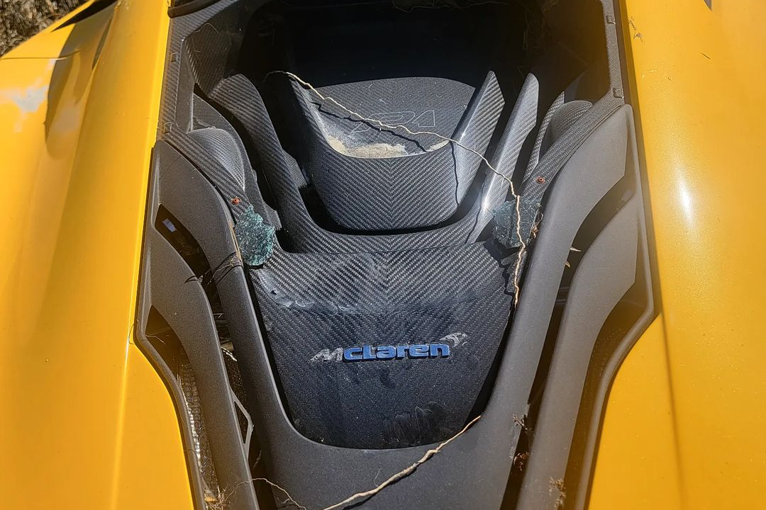 mclaren,  p1,  siêu xe,  đấu giá,  lũ lụt,  bão ian,  mclaren p1,  phục chế,  ferrari,  laferrari,  porsche,  918 spyder,  hypercar,  lamborghini,  maserati,  bugatti,  koenigsegg,  pagani ảnh 6 mclaren,  p1,  sieu xe,  dau gia,  lu lut,  bao ian,  mclaren p1,  phuc che,  ferrari,  laferrari,  porsche,  918 spyder,  hypercar,  lamborghini,  maserati,  bugatti,  koenigsegg,  pagani anh 6