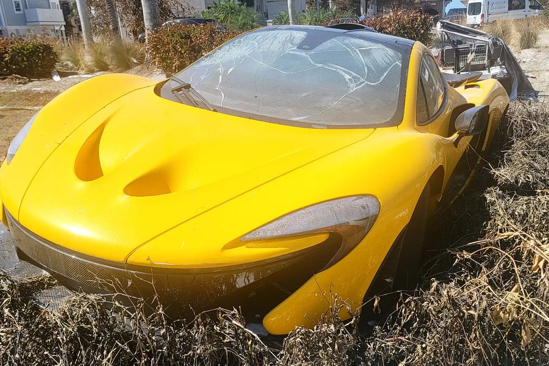 mclaren,  p1,  siêu xe,  đấu giá,  lũ lụt,  bão ian,  mclaren p1,  phục chế,  ferrari,  laferrari,  porsche,  918 spyder,  hypercar,  lamborghini,  maserati,  bugatti,  koenigsegg,  pagani ảnh 4 mclaren,  p1,  sieu xe,  dau gia,  lu lut,  bao ian,  mclaren p1,  phuc che,  ferrari,  laferrari,  porsche,  918 spyder,  hypercar,  lamborghini,  maserati,  bugatti,  koenigsegg,  pagani anh 4