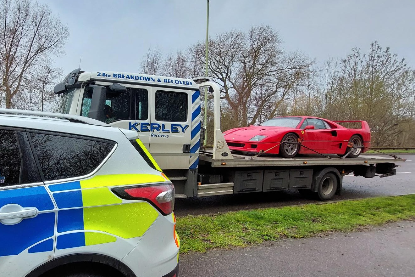 ferrari,  f40,  ferrari f40,  f50,  enzo,  laferrari,  sieu xe,  hypercar,  canh sat,  tich thu,  tam giu,  lamborghini,  mclaren,  aston martin,  bentley,  porsche,  pagani,  koenigsegg,  bugatti anh 9