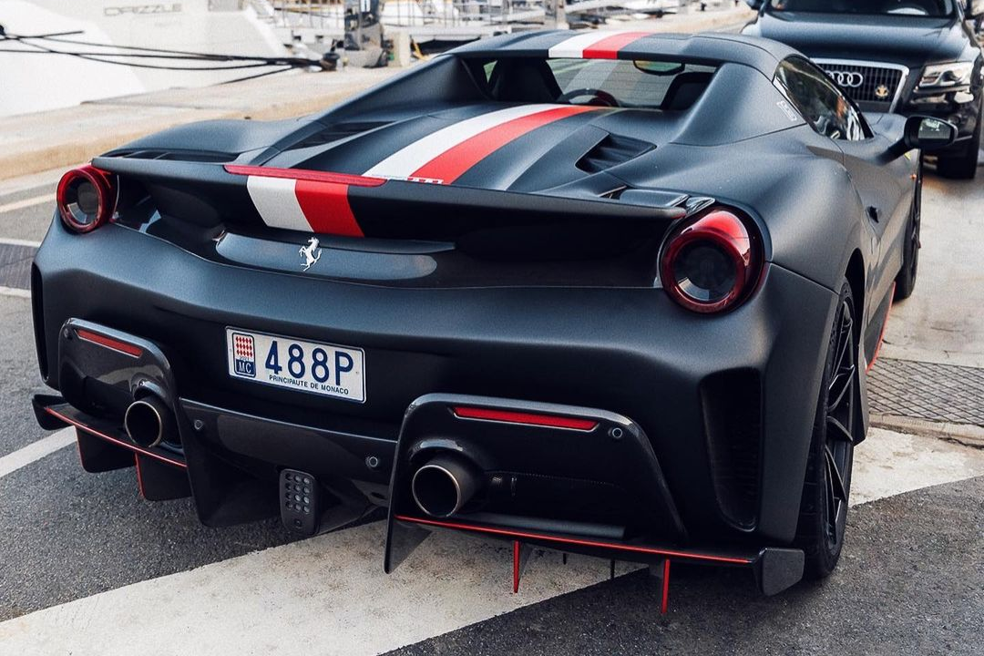 ferrari,  488,  488 gtb,  488 spider,  488 pista,  488 pista spider,  sieu xe,  xe dua,  hypercar,  f1,  dua xe f1,  cong thuc 1,  Charles Leclerc,  lamborghini,  mclaren,  Porsche,  aston martin,  Maserati,  Bugatti,  pagani,  koenigsegg anh 10