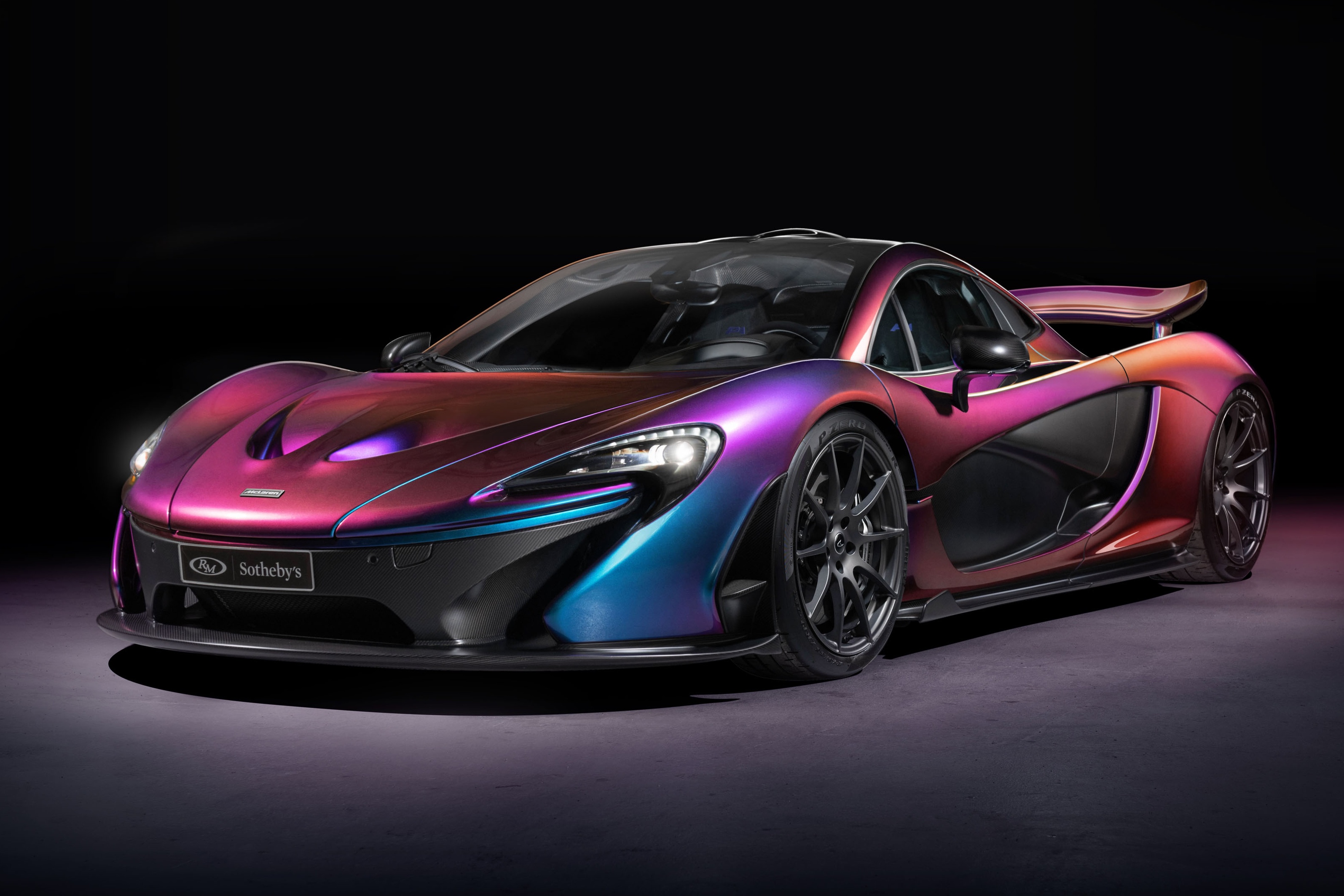 McLaren P1 voi mau son dac biet duoc rao ban hinh anh