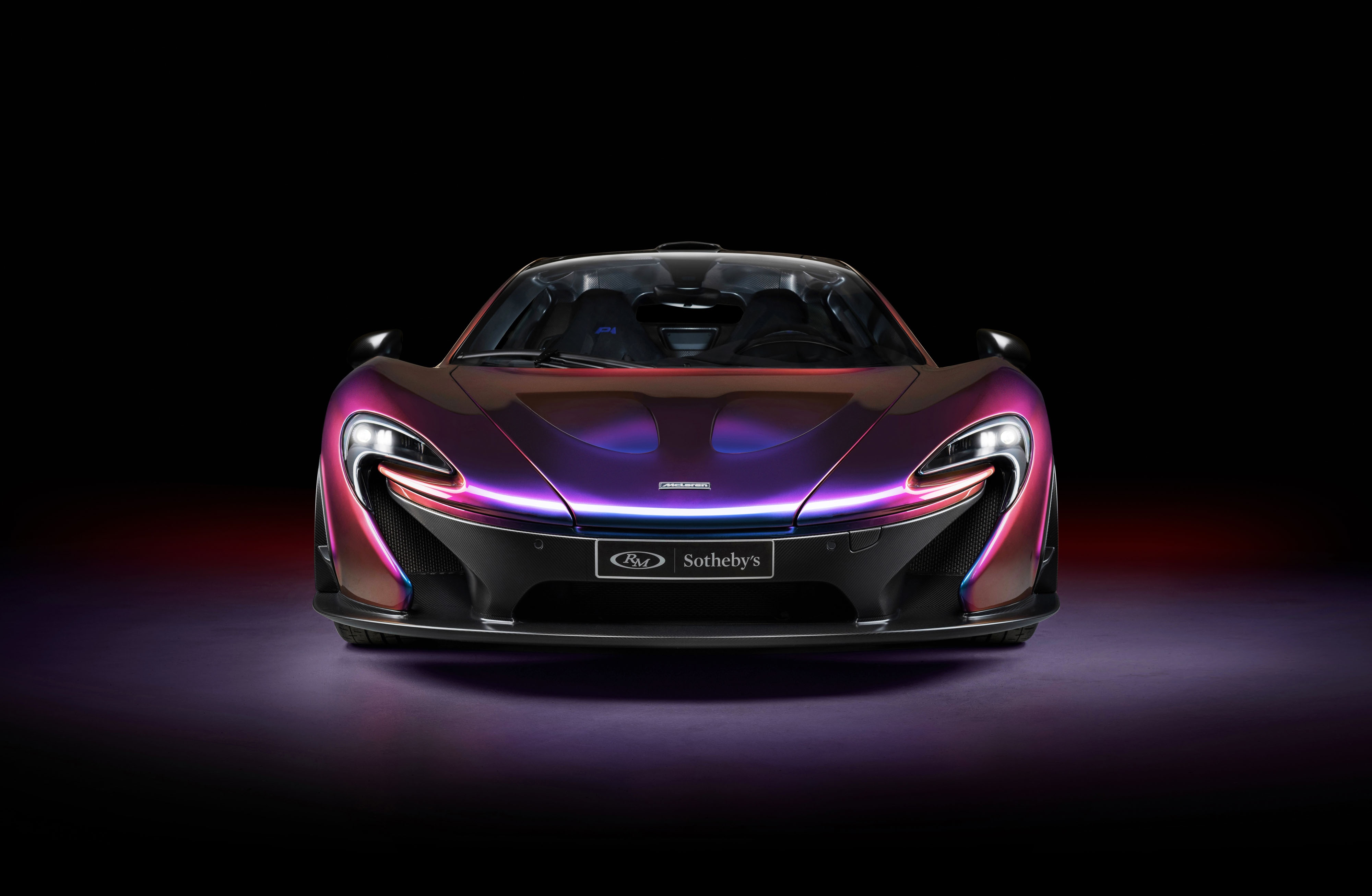 Mclaren,  mclaren p1,  p1,  hypercar,  hybrid,  Ferrari,  Porsche,  Porsche 918 spyder,  918 spyder,  laferrari,  Ferrari laferrari,  Lamborghini,  rm Sotheby’s,  Sotheby,  dau gia,  sieu xe,  Maserati,  Bugatti,  Koenigsegg,  pagani,  mso,  Pacific Blue,  mso Pacific Blue,  Pearlescent anh 11