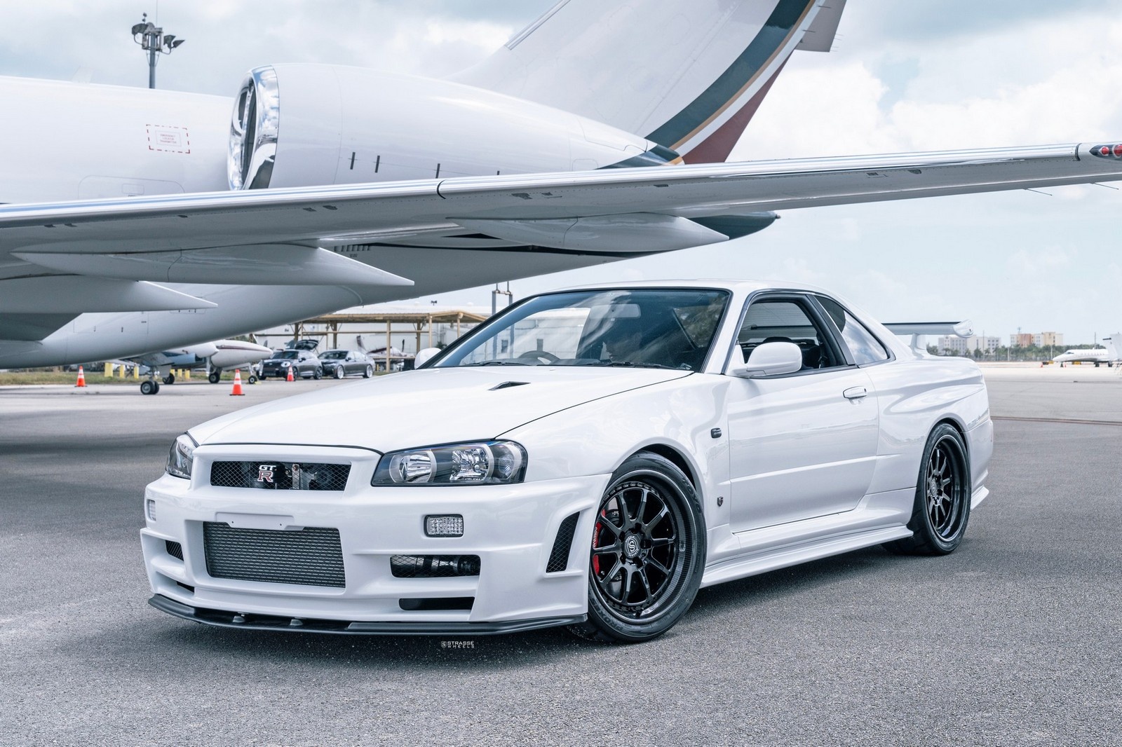 Chi tiet Nissan Skyline GT-R V-Spec II hang hiem hinh anh