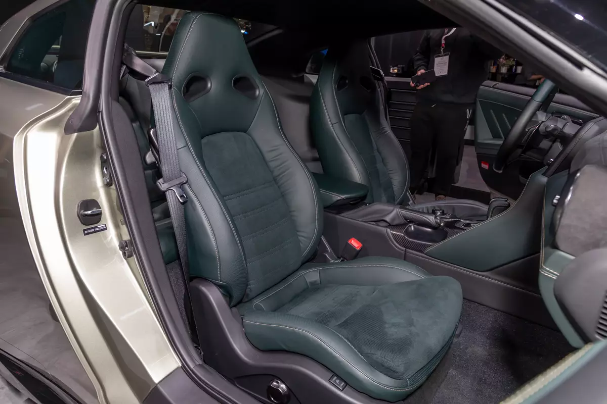 nissan,  gt-r,  nismo,  nissan gt-r,  gt-r nismo,  nissan gt-r nismo,  gt-r 2024,  gt-r nismo 2024,  jdm,  xe đua,  hiệu năng cao,  siêu xe,  porsche,  911,  porsche 911,  Tokyo Auto Salon,  New York Auto Show,  GT-R Premium,  T-Spec,  GT-R NISMO Special Edition ảnh 10 nissan,  gt-r,  nismo,  nissan gt-r,  gt-r nismo,  nissan gt-r nismo,  gt-r 2024,  gt-r nismo 2024,  jdm,  xe dua,  hieu nang cao,  sieu xe,  porsche,  911,  porsche 911,  Tokyo Auto Salon,  New York Auto Show,  GT-R Premium,  T-Spec,  GT-R NISMO Special Edition anh 10