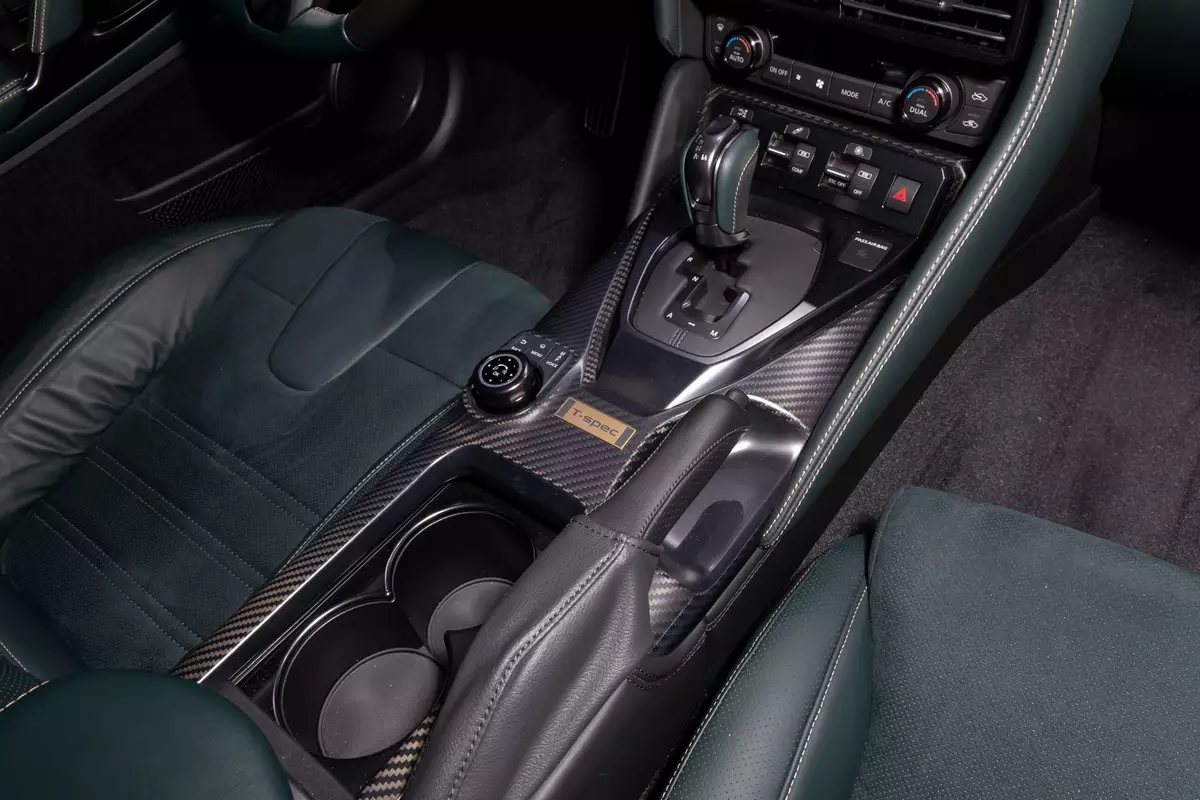 nissan,  gt-r,  nismo,  nissan gt-r,  gt-r nismo,  nissan gt-r nismo,  gt-r 2024,  gt-r nismo 2024,  jdm,  xe đua,  hiệu năng cao,  siêu xe,  porsche,  911,  porsche 911,  Tokyo Auto Salon,  New York Auto Show,  GT-R Premium,  T-Spec,  GT-R NISMO Special Edition ảnh 13 nissan,  gt-r,  nismo,  nissan gt-r,  gt-r nismo,  nissan gt-r nismo,  gt-r 2024,  gt-r nismo 2024,  jdm,  xe dua,  hieu nang cao,  sieu xe,  porsche,  911,  porsche 911,  Tokyo Auto Salon,  New York Auto Show,  GT-R Premium,  T-Spec,  GT-R NISMO Special Edition anh 13