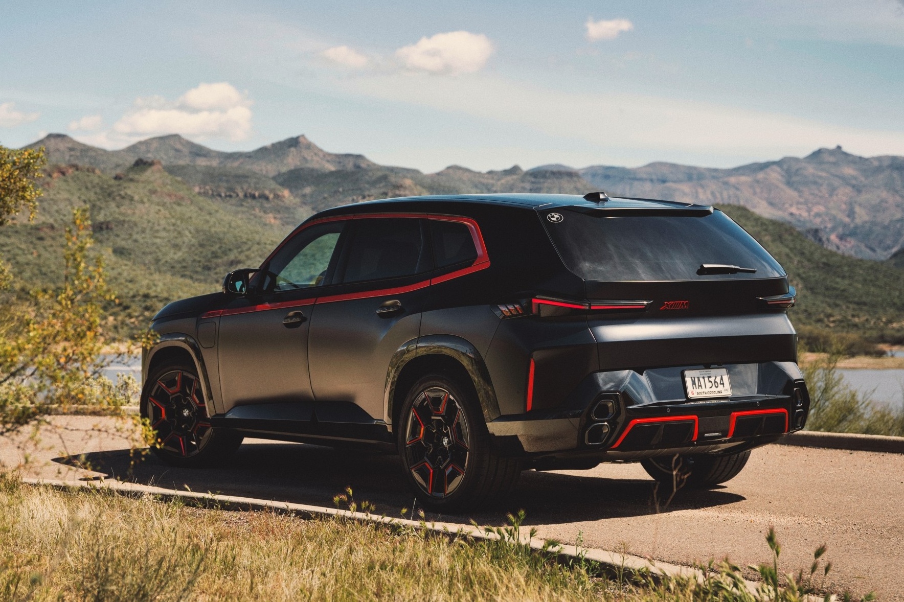 bmw,  bmw m,  bmw xm,  xm,  xm label red,  bmw xm label red,  suv,  full-size,  dia hinh,  hybrid,  hieu suat cao anh 2