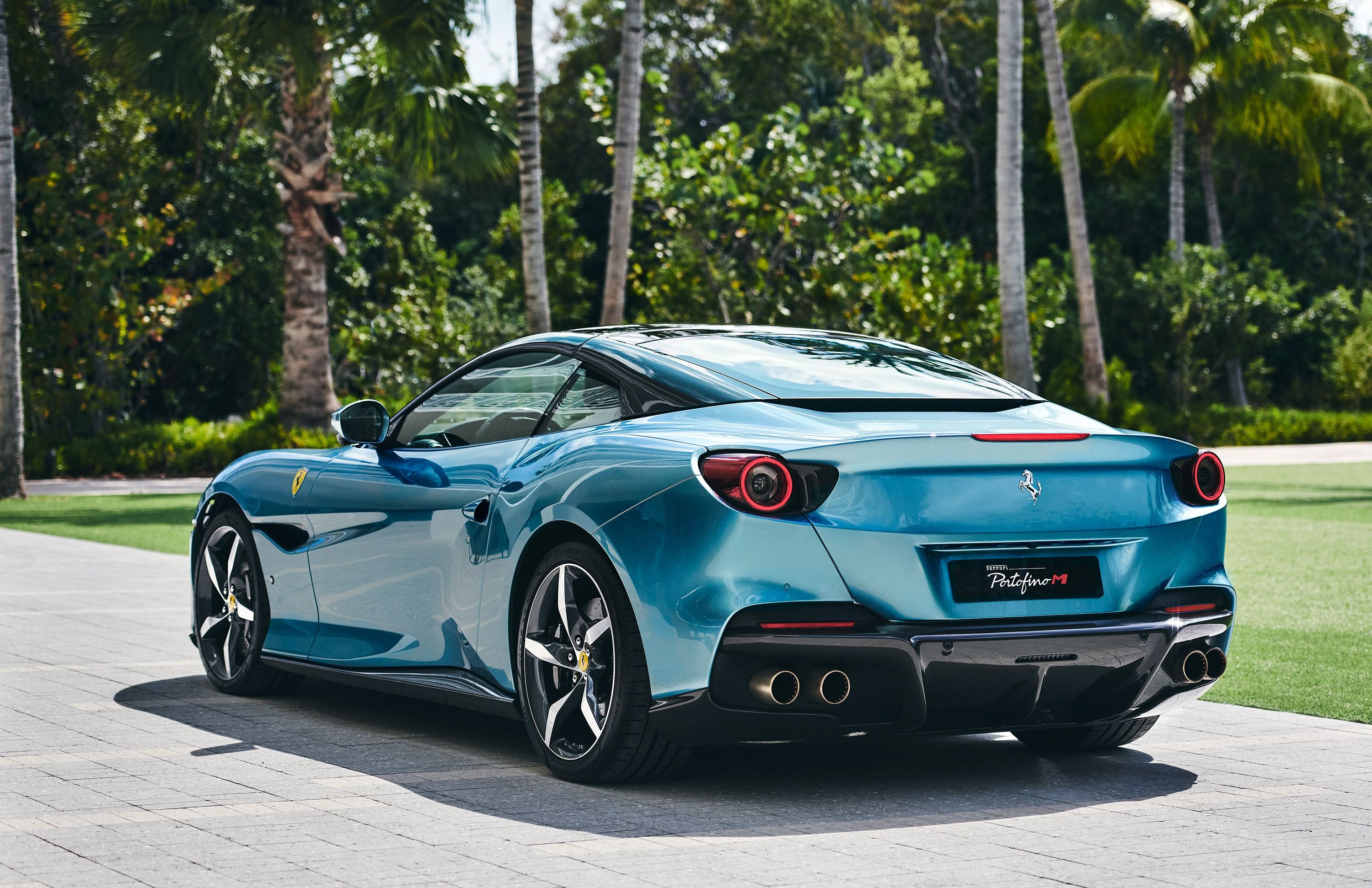 Dodge,  Challenger,  charger,  Ferrari,  Portofino,  McLaren,  720S,  audi r8,  audi tt,  mercedes,  c-class,  e-class,  KIA Stinger,  KIA,  Stinger,  Chrysler 300,  Ford,  Focus,  Fiesta,  khai tu,  xe the thao anh 6