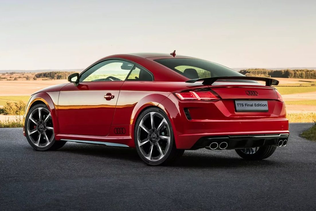 Dodge,  Challenger,  charger,  Ferrari,  Portofino,  McLaren,  720S,  audi r8,  audi tt,  mercedes,  c-class,  e-class,  KIA Stinger,  KIA,  Stinger,  Chrysler 300,  Ford,  Focus,  Fiesta,  khai tu,  xe the thao anh 12