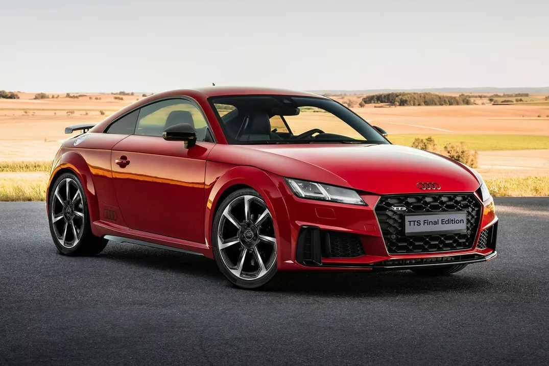 Dodge,  Challenger,  charger,  Ferrari,  Portofino,  McLaren,  720S,  audi r8,  audi tt,  mercedes,  c-class,  e-class,  KIA Stinger,  KIA,  Stinger,  Chrysler 300,  Ford,  Focus,  Fiesta,  khai tu,  xe the thao anh 11