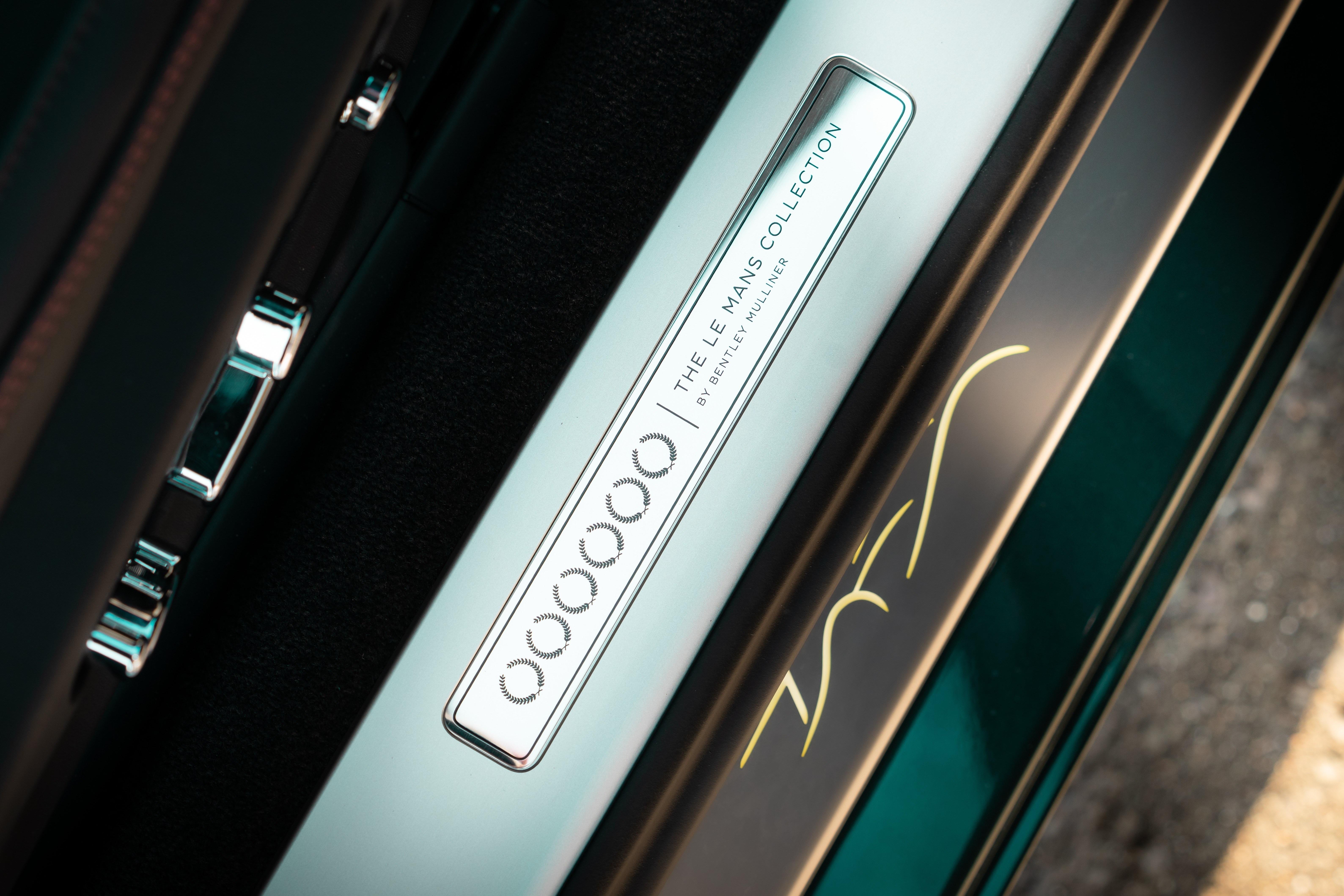 bentley,  continental gt,  continental gtc,  gt,  gtc,  bentley continental gt,  bentley continental gtc,  le mans,  le mans collection,  gioi han,  hang thua,  mulliner,  bentley muilliner anh 16