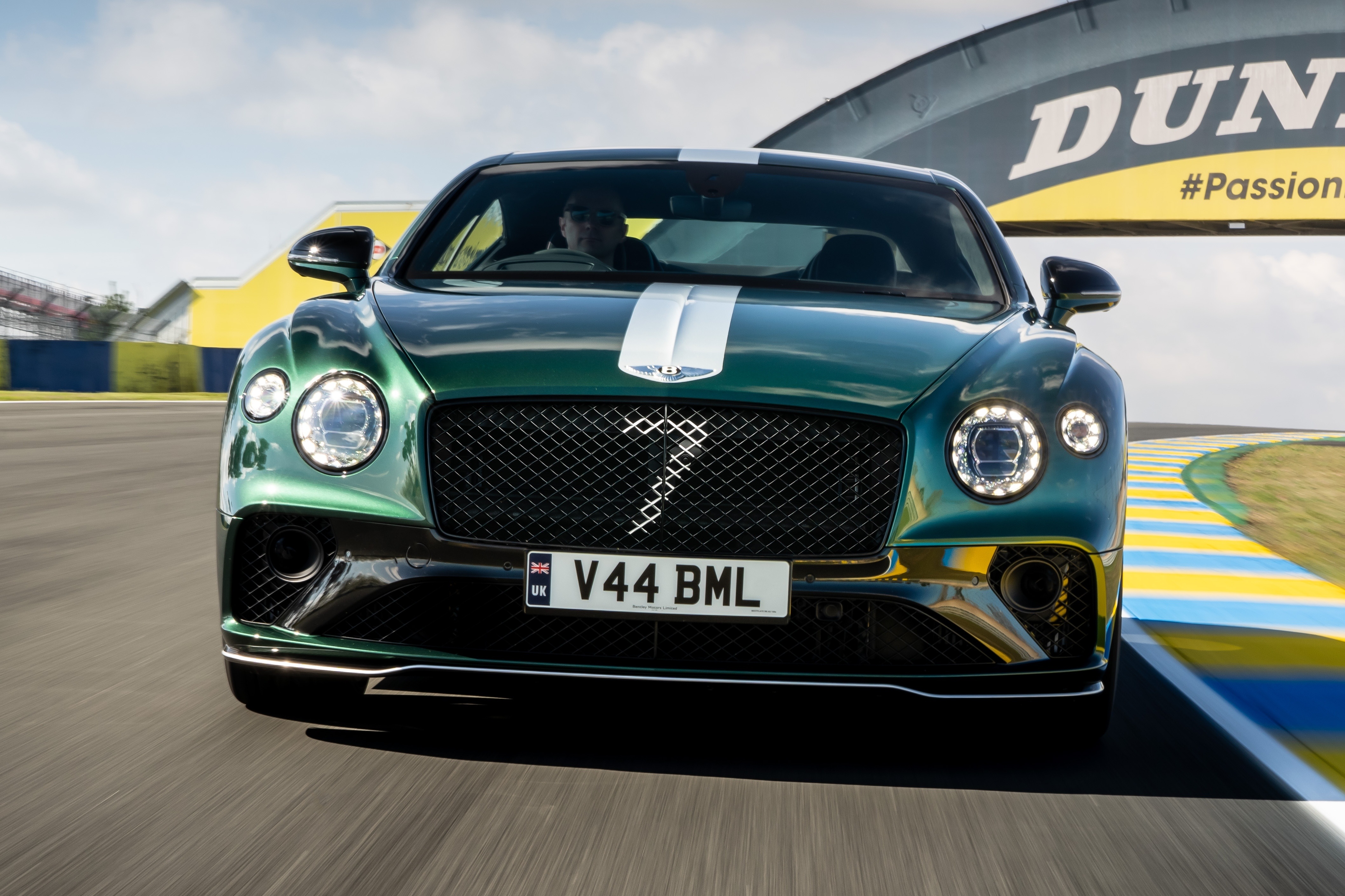 bentley,  continental gt,  continental gtc,  gt,  gtc,  bentley continental gt,  bentley continental gtc,  le mans,  le mans collection,  gioi han,  hang thua,  mulliner,  bentley muilliner anh 4