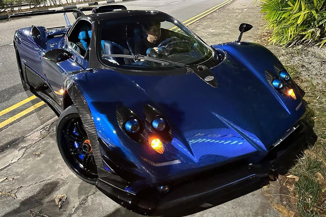 pagani,  zonda,  huayra,  huayra bc,  huayra roadster,  huayra roadster bc,  zonda roadster,  zonda roadster f,  zonda f,  kiryu,  zonda kiryu,  uno di uno,  singapore,  horacio pagani anh 1