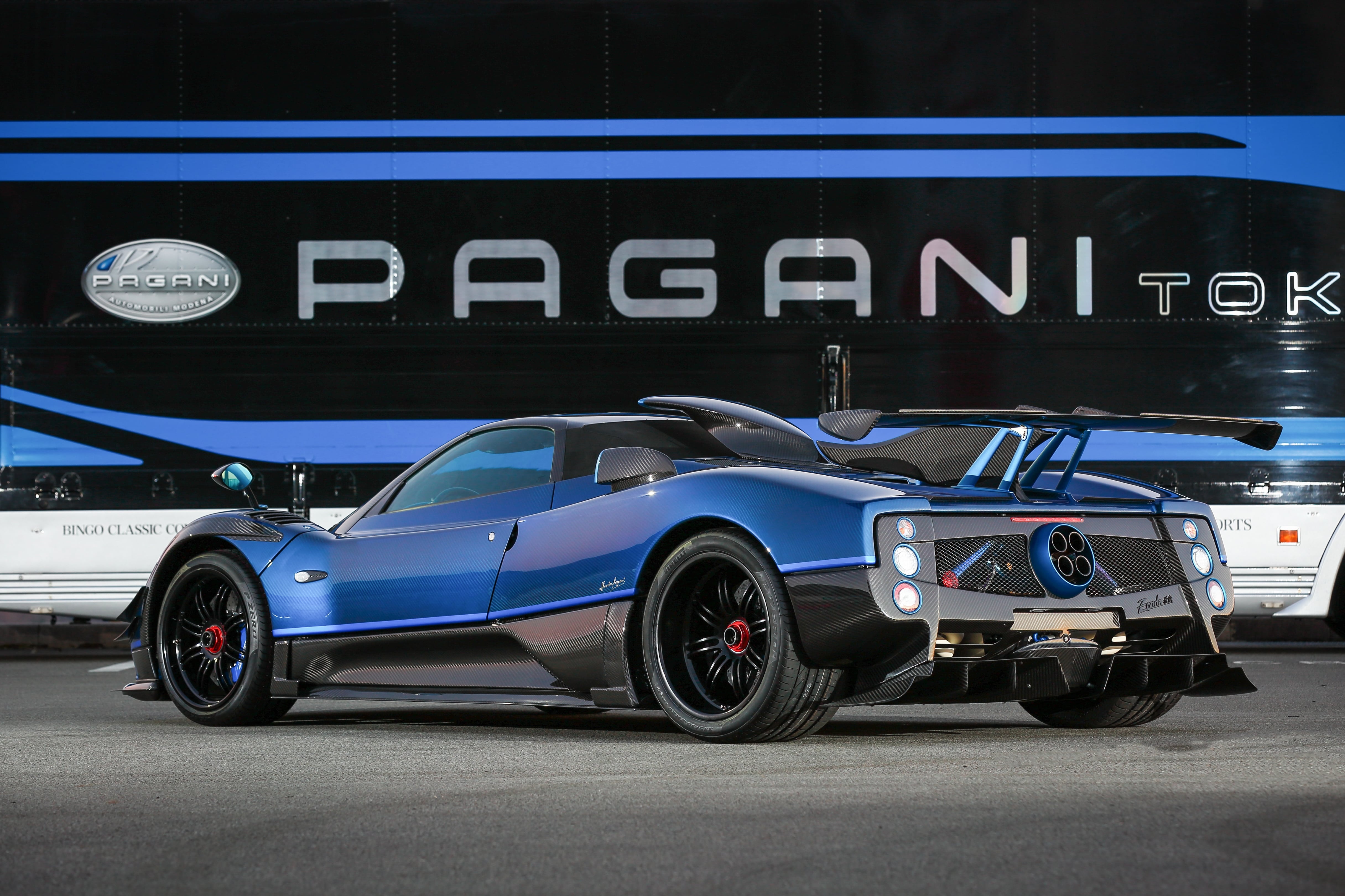 pagani,  zonda,  huayra,  huayra bc,  huayra roadster,  huayra roadster bc,  zonda roadster,  zonda roadster f,  zonda f,  kiryu,  zonda kiryu,  uno di uno,  singapore,  horacio pagani anh 9