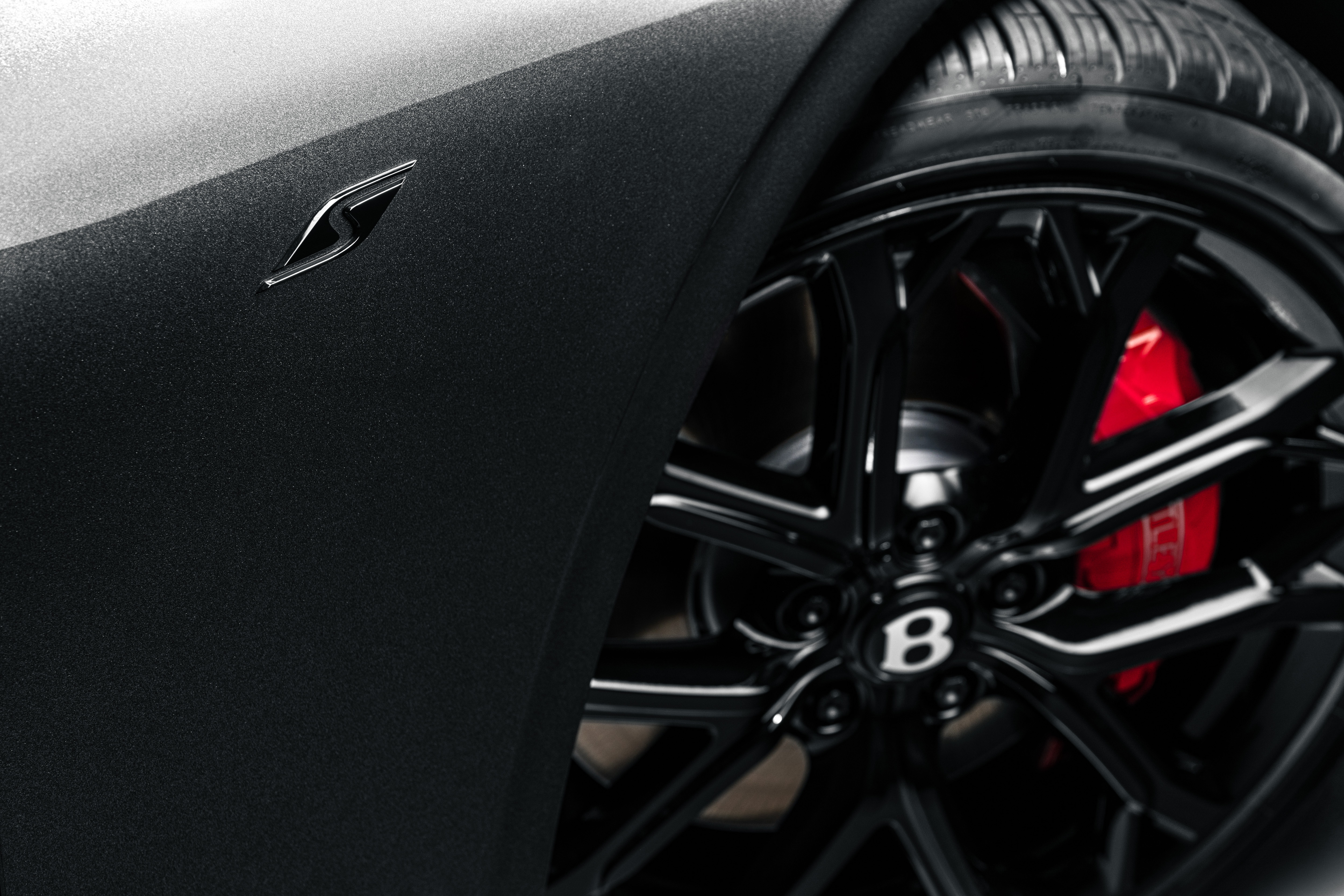 bentley,  continental gt,  mulliner,  continental gt s,  thượng hải,  triển lãm ôtô,  grand tourer,  gt,  bentayga,  flying spur,  siêu sang,  rolls-royce ảnh 10 bentley,  continental gt,  mulliner,  continental gt s,  thuong hai,  trien lam oto,  grand tourer,  gt,  bentayga,  flying spur,  sieu sang,  rolls-royce anh 10