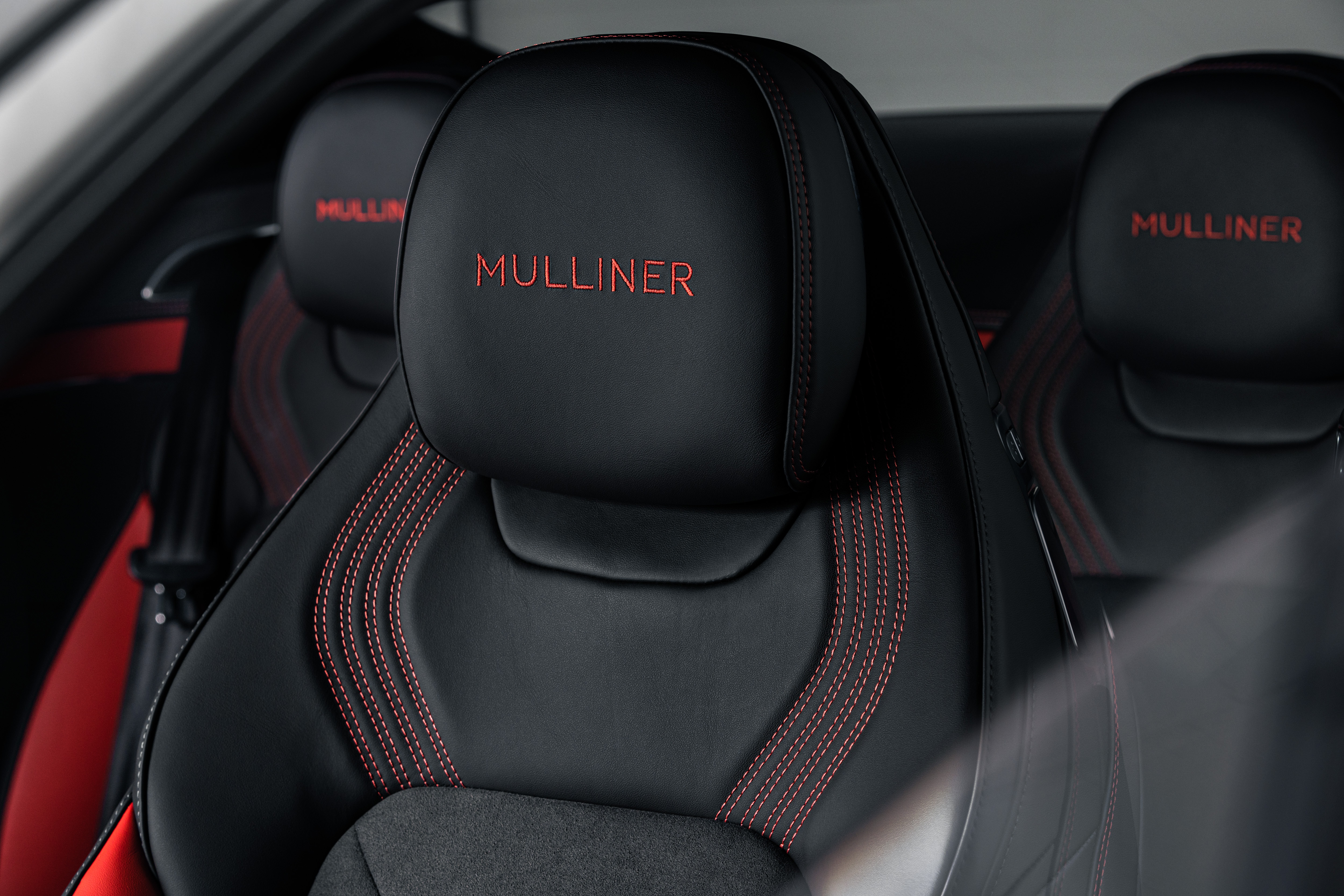 bentley,  continental gt,  mulliner,  continental gt s,  thượng hải,  triển lãm ôtô,  grand tourer,  gt,  bentayga,  flying spur,  siêu sang,  rolls-royce ảnh 8 bentley,  continental gt,  mulliner,  continental gt s,  thuong hai,  trien lam oto,  grand tourer,  gt,  bentayga,  flying spur,  sieu sang,  rolls-royce anh 8
