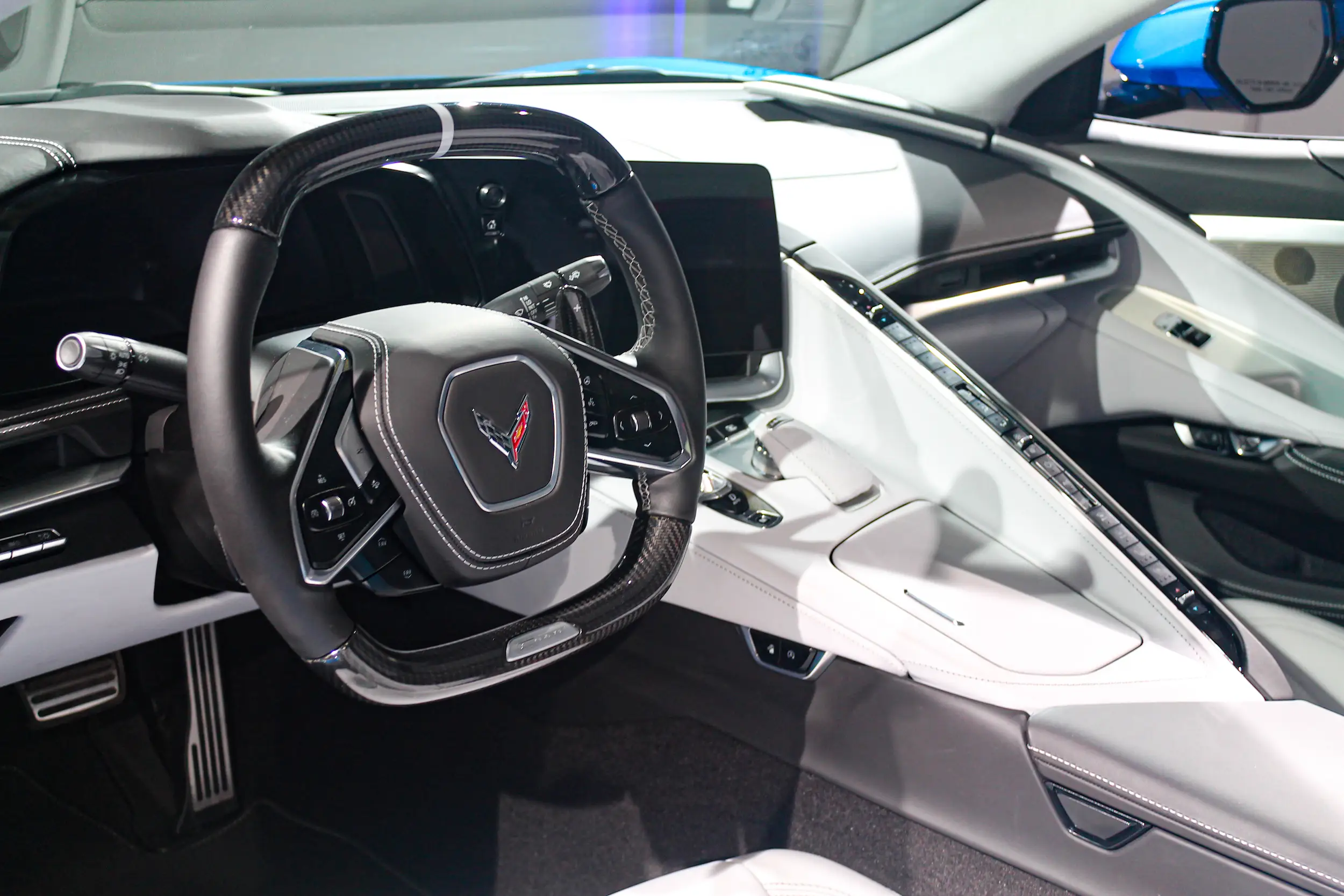 corvette,  chevrolet,  chevy,  corvette e-ray,  e-ray,  chevrolet corvette e-ray,  dau gia,  Barrett-Jackson,  dau tien,  sieu xe,  ky luc,  camaro,  ford,  mustang,  dodge,  charger,  challenger anh 5