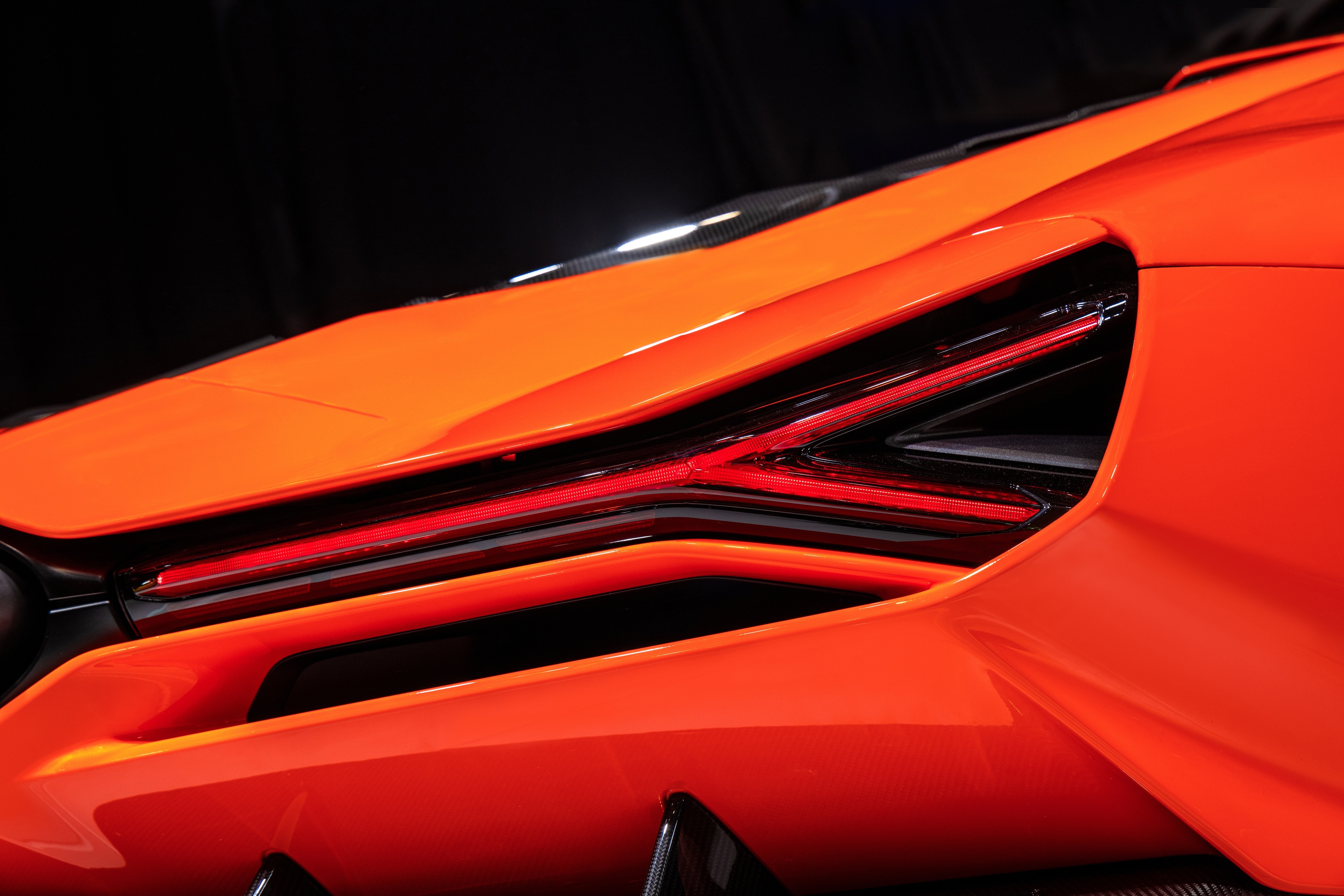 lamborghini,  revuelto,  aventador,  sieu xe,  huracan,  urus,  ra mat,  hybrid,  thuong hai,  v12,  ferrari,  mclaren,  aston martin,  maserati,  bugatti,  pagani,  koenigsegg anh 9