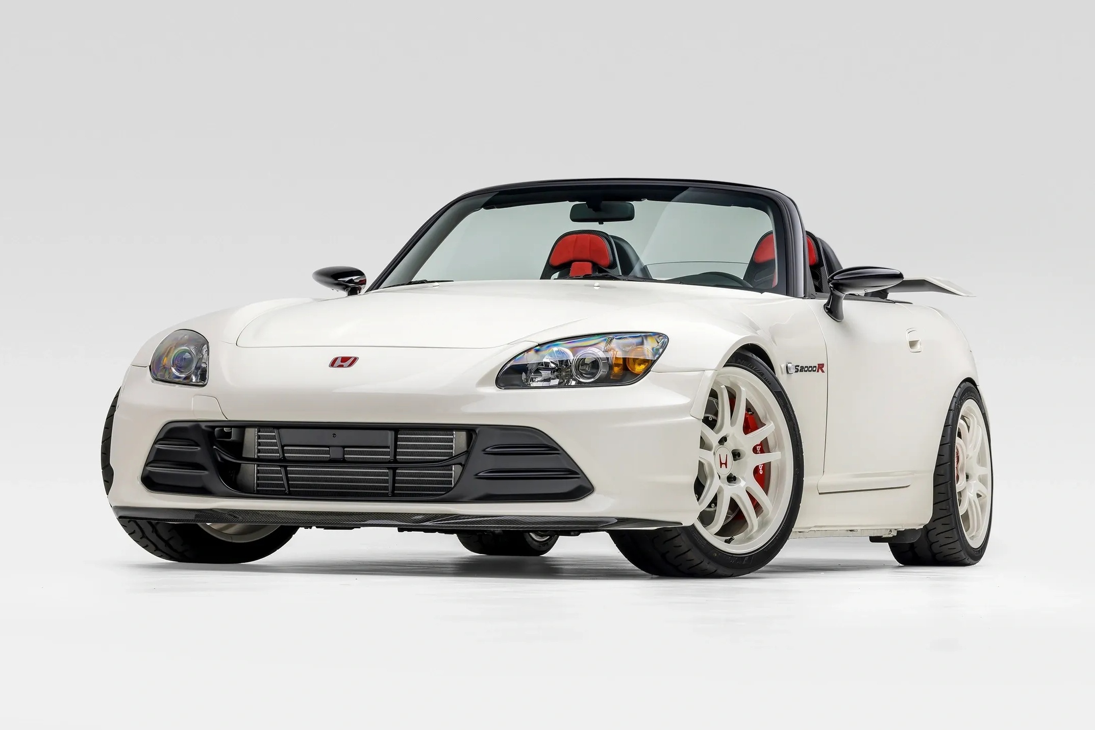 Chi tiet Honda S2000 do phong cach Type R hinh anh