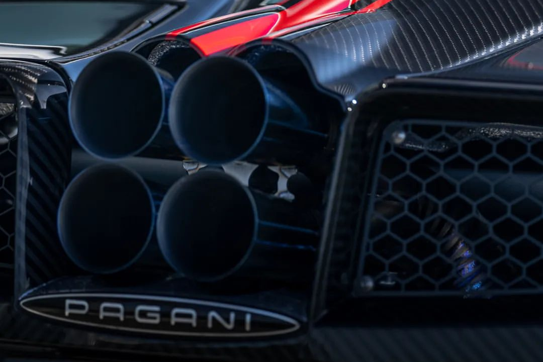 pagani,  huayra,  zonda,  utopia,  zonda cinque,  huayra bc,  huayra roadster,  huayra roadster bc,  sieu xe,  hypercar,  lamborghini,  mclaren,  ferrari,  maserati,  koenigsegg,  bugatti,  porsche,  tempesta,  Pacchetto Tempesta anh 11