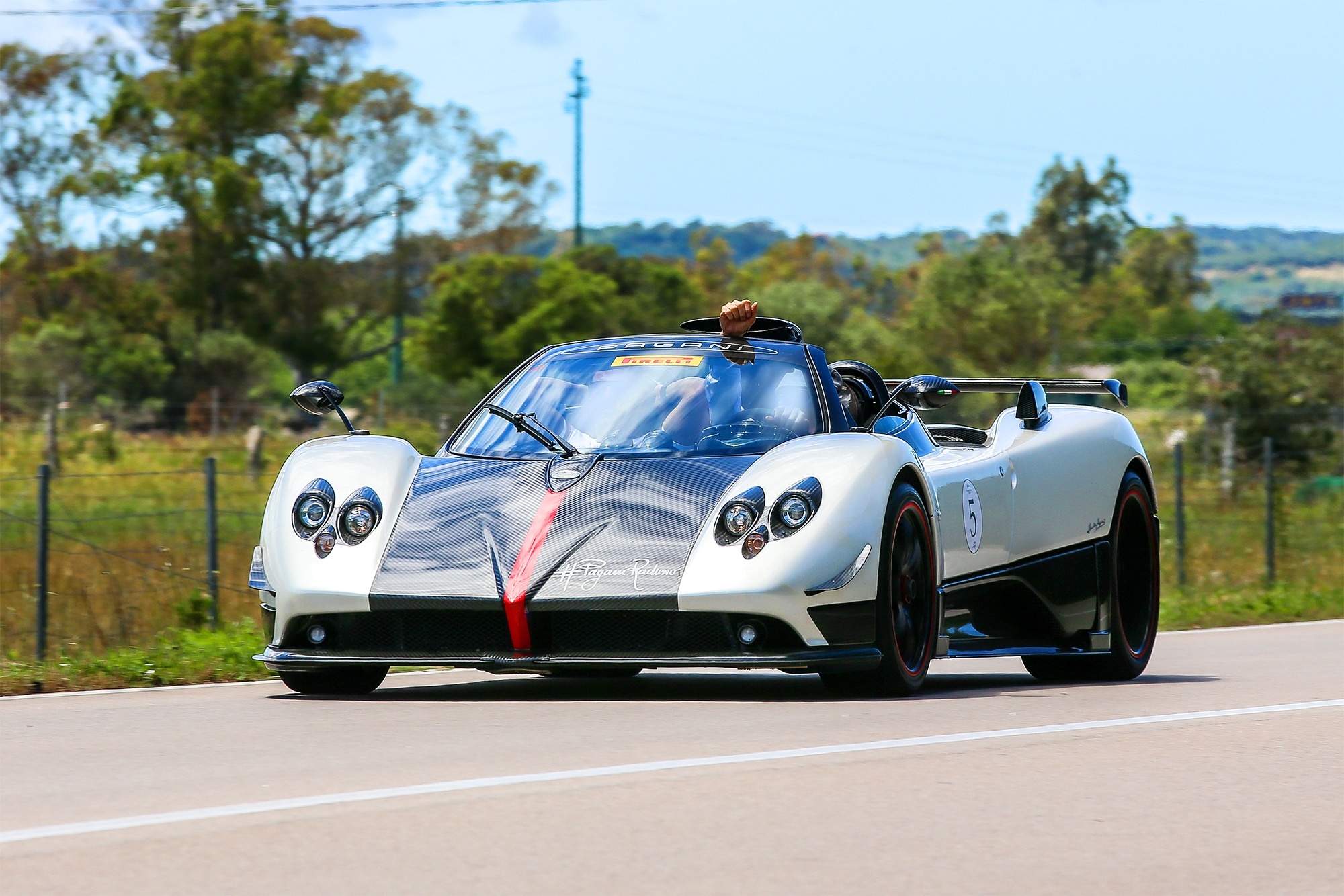 pagani,  huayra,  zonda,  utopia,  zonda cinque,  huayra bc,  huayra roadster,  huayra roadster bc,  sieu xe,  hypercar,  lamborghini,  mclaren,  ferrari,  maserati,  koenigsegg,  bugatti,  porsche,  tempesta,  Pacchetto Tempesta anh 3