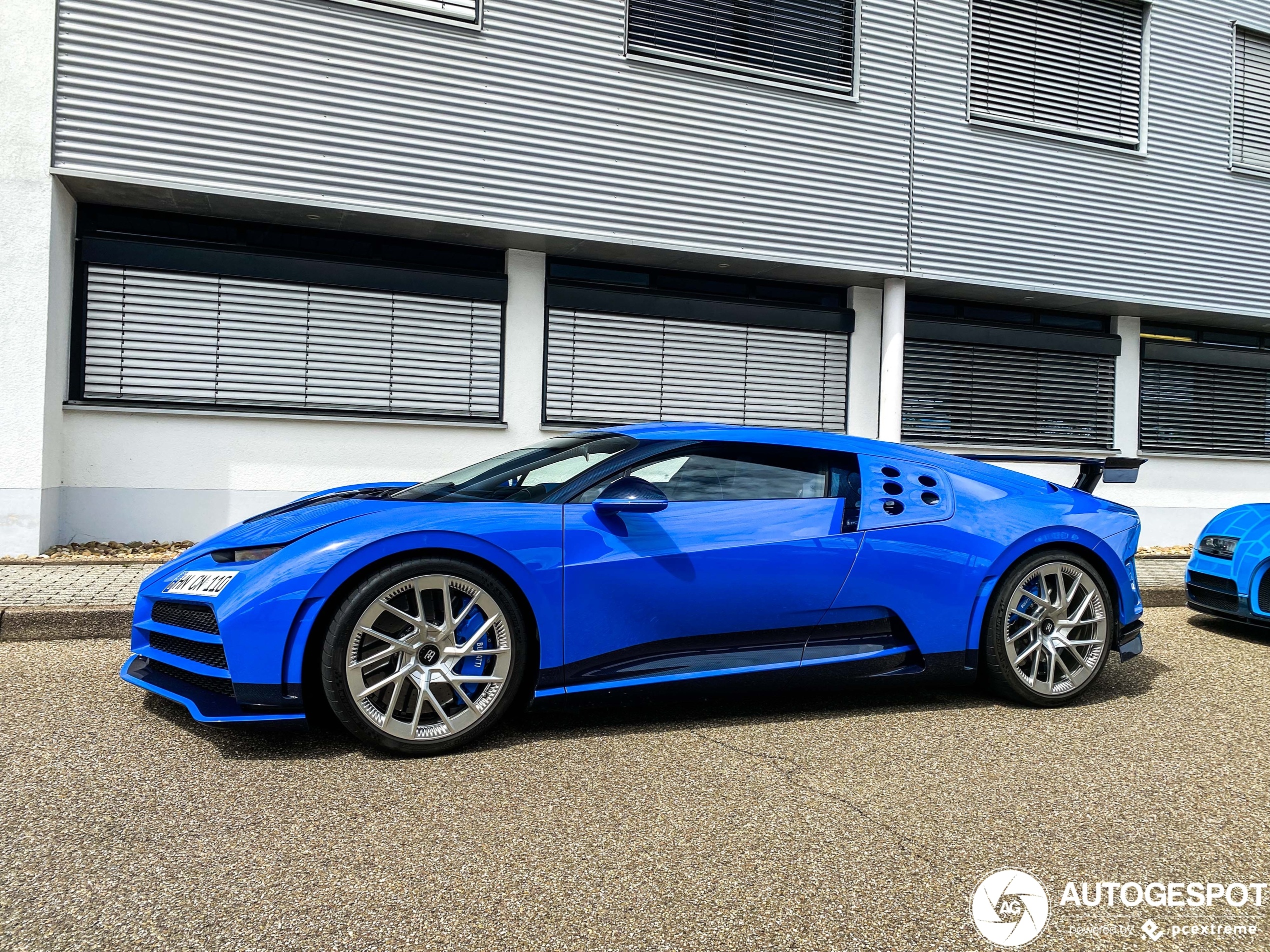 bugatti,  veyron,  chiron,  chiron profilee,  chiron pur sport,  chiron sport,  chiron super sport,  super sport,  veyron grand sport,  grand sport vitesse,  veyron grand sport vitesse,  centodieci,  divo,  hypercar,  sieu xe,  pagani,  koenigsegg,  lamborghini,  ferrari,  mclaren,  aston martin,  porsche,  maserati anh 9