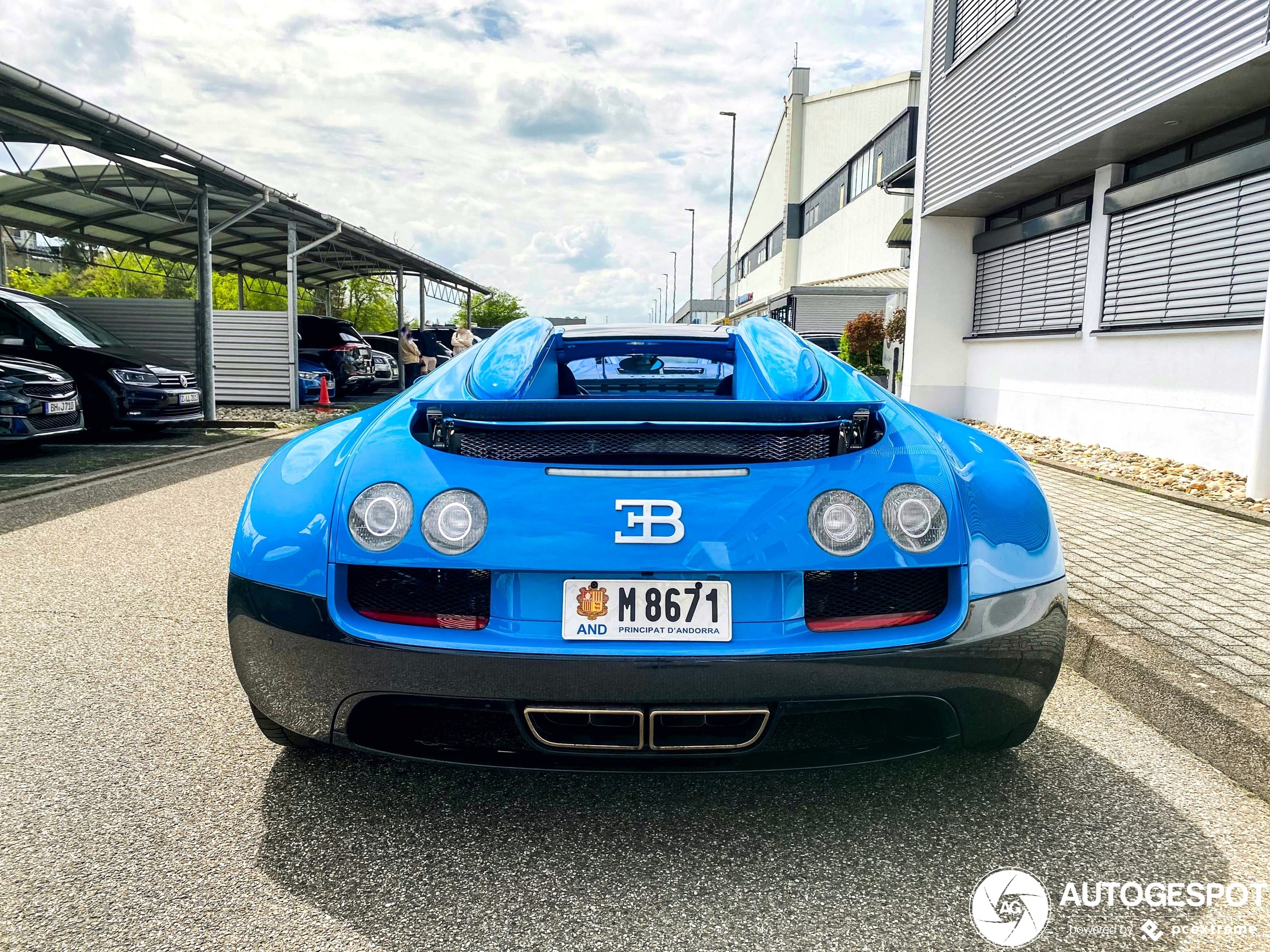 bugatti,  veyron,  chiron,  chiron profilee,  chiron pur sport,  chiron sport,  chiron super sport,  super sport,  veyron grand sport,  grand sport vitesse,  veyron grand sport vitesse,  centodieci,  divo,  hypercar,  sieu xe,  pagani,  koenigsegg,  lamborghini,  ferrari,  mclaren,  aston martin,  porsche,  maserati anh 14