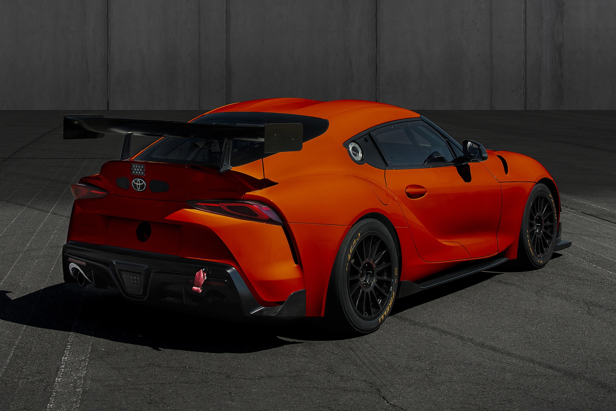 toyota,  supra,  gr supra,  toyota supra,  toyota gr supra,  Plasma Orange 100 Edition,  gioi han,  nhat ban,  gazoo,  gazoo racing,  lamborghini,  ferrari,  mclaren,  aston martin,  bugatti,  pagani,  koenigsegg,  bmw,  mercedes,  porsche,  maserati anh 8
