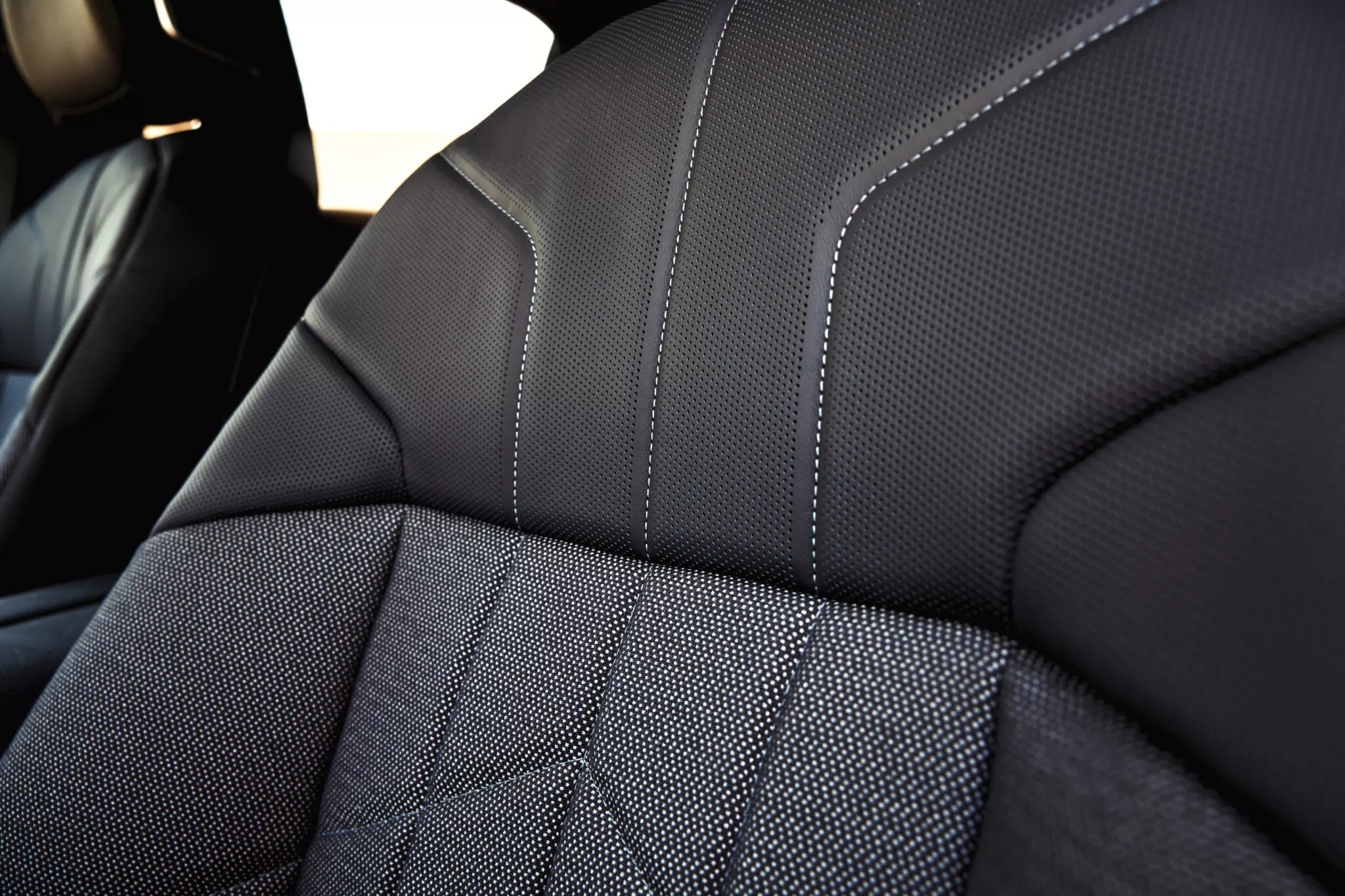 bmw,  i7,  i7 m70 xdrive,  i7 m70,  7-series,  7 series,  xe dien,  ev,  sedan,  sieu sang,  mercedes,  audi,  porsche anh 10