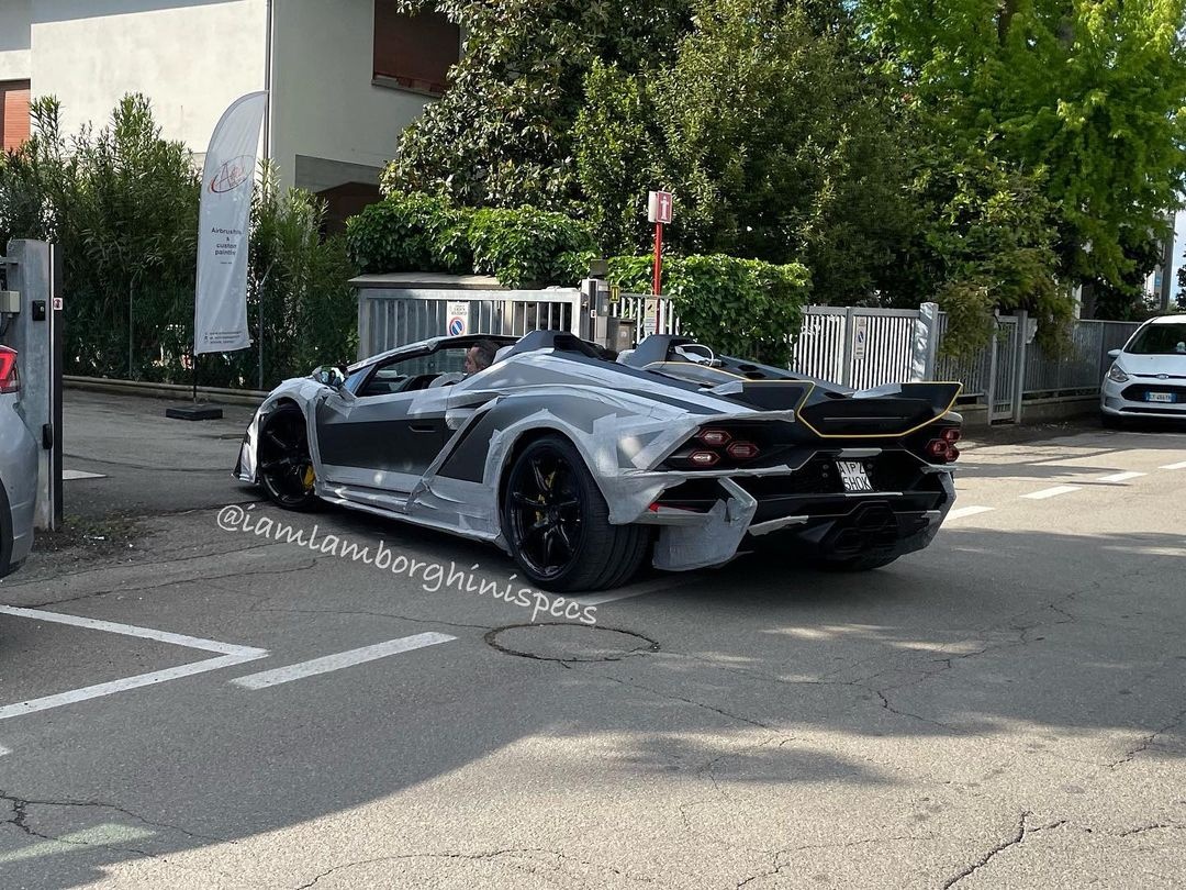 Lamborghini,  aventador,  invencible,  autentica,  revuelto,  Sesto Elemento,  Reventon,  Essenza SCV12,  Veneno Roadster,  sieu xe,  ferrari,  mclaren,  aston martin,  maserati,  porsche,  bugatti,  koenigsegg,  pagani anh 1
