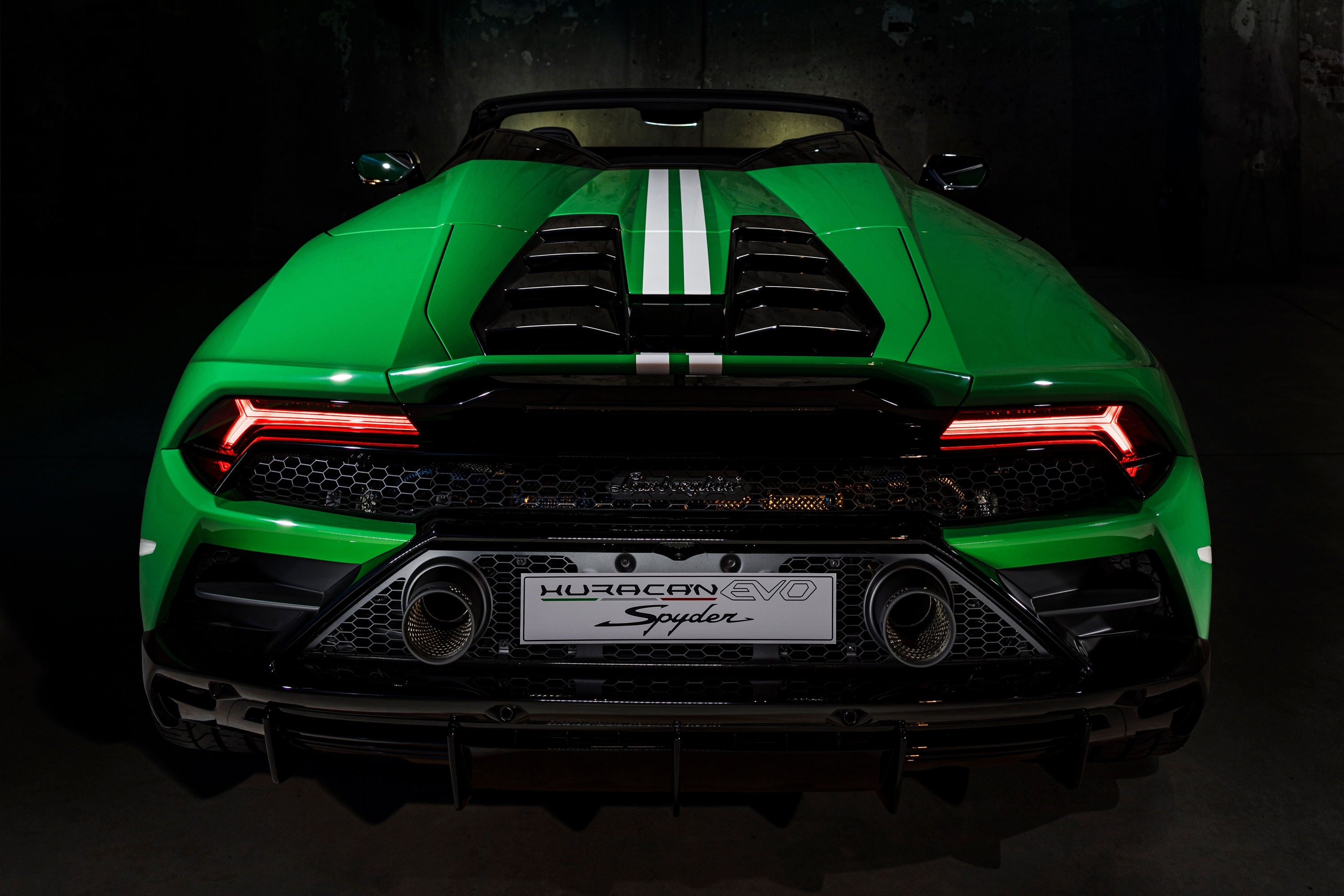 lamborghini,  huracan,  aventador,  gallardo,  murcielago,  revuelto,  sieu xe,  huracan sto,  huracan evo,  huracan evo spyder,  huracan tecnica,  60th anniversary,  ferrari,  mclaren,  aston martin,  porsche,  bugatti,  pagani,  koenigsegg,  maserati anh 19