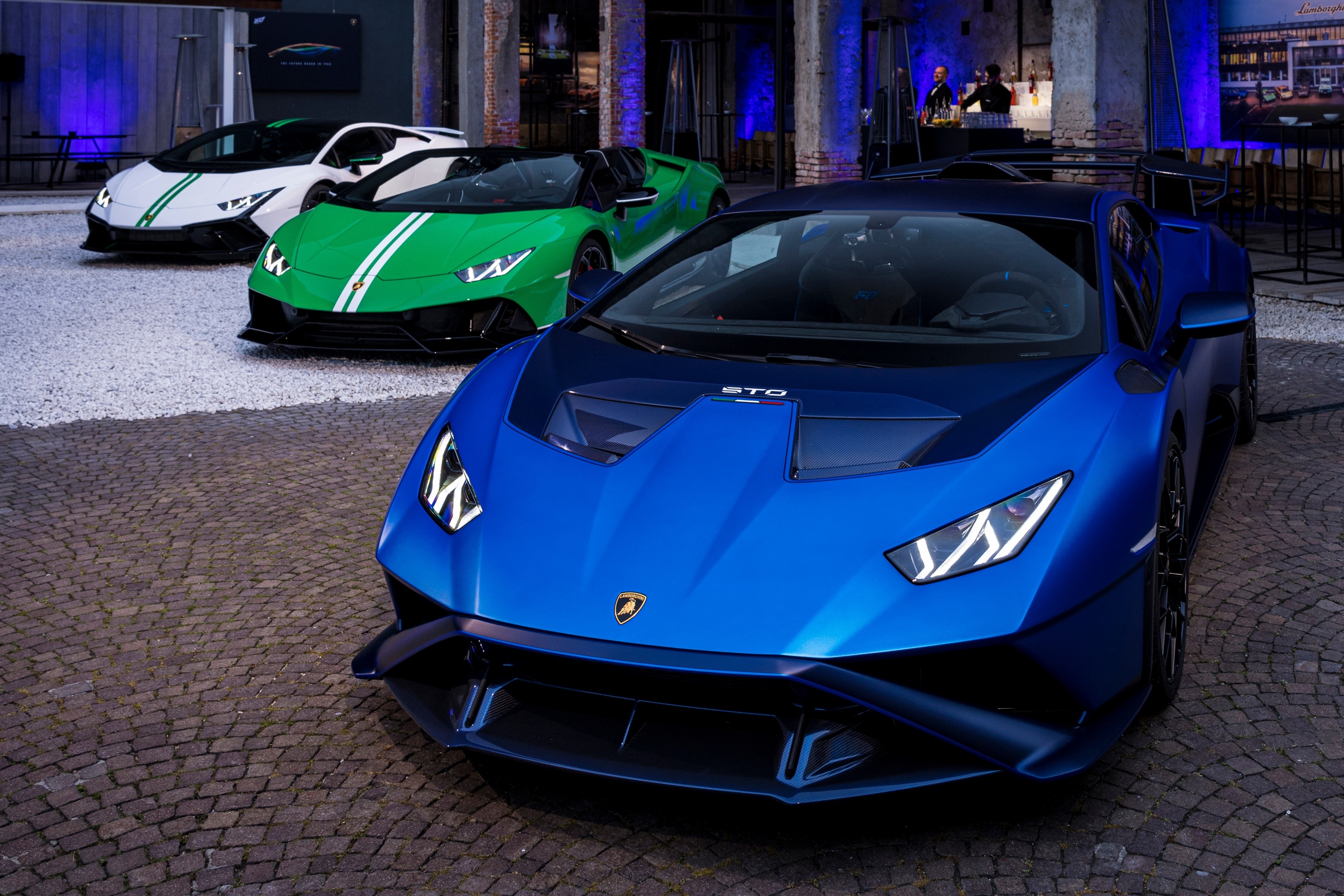 Bo suu tap Lamborghini Huracan phien ban ky niem 60 nam hinh anh
