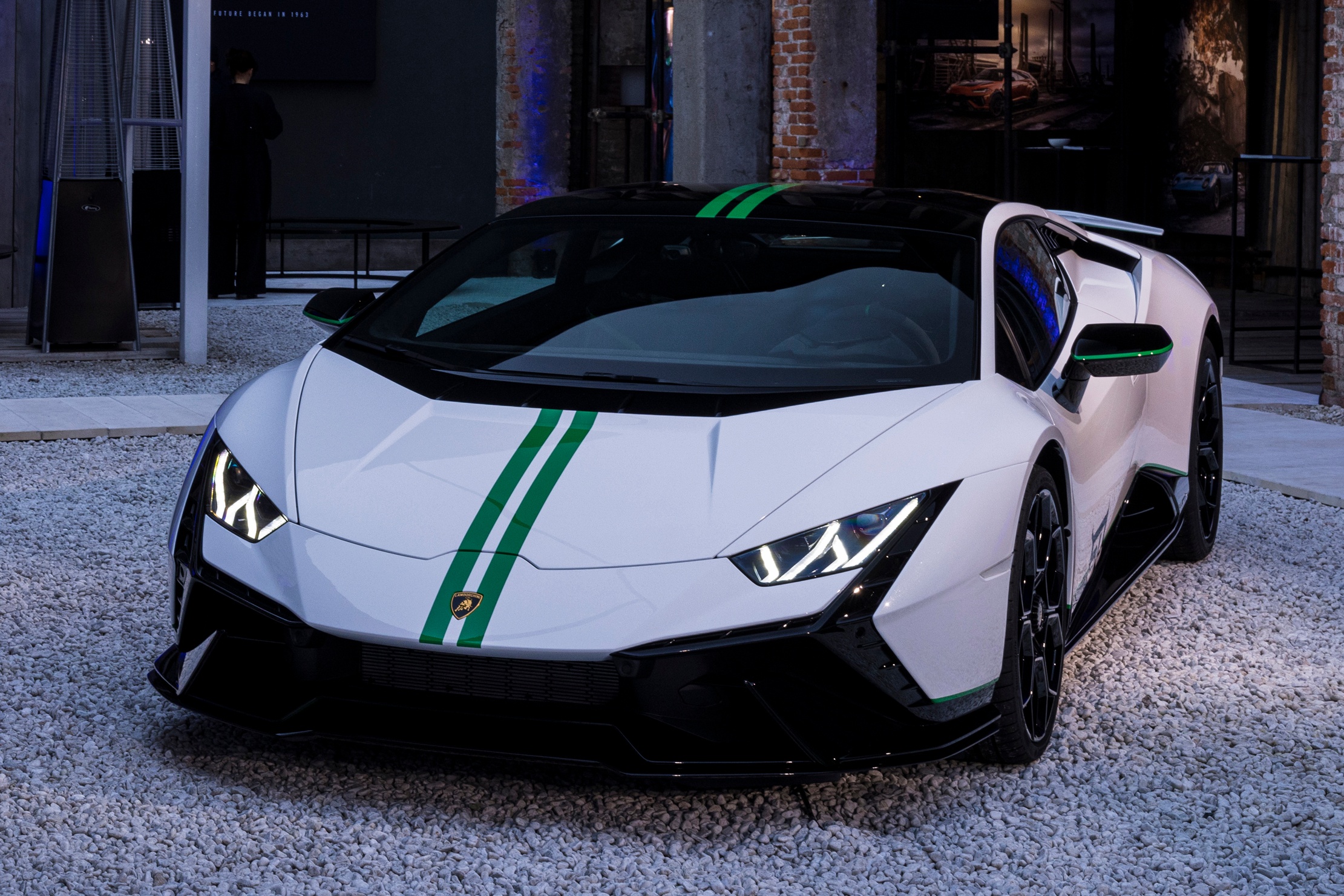 lamborghini,  huracan,  aventador,  gallardo,  murcielago,  revuelto,  sieu xe,  huracan sto,  huracan evo,  huracan evo spyder,  huracan tecnica,  60th anniversary,  ferrari,  mclaren,  aston martin,  porsche,  bugatti,  pagani,  koenigsegg,  maserati anh 9