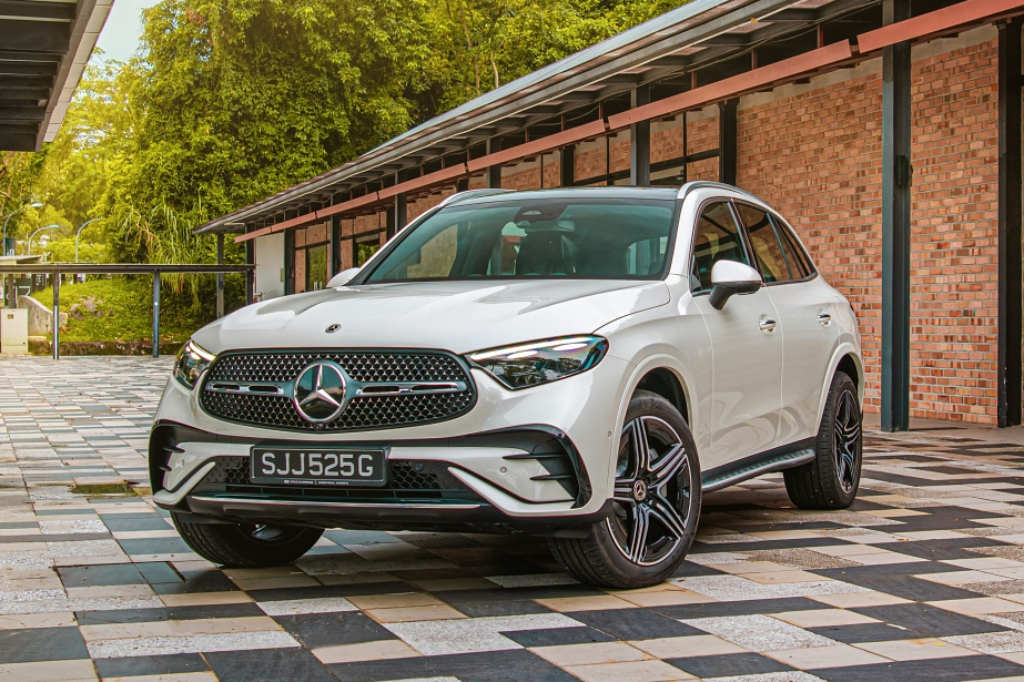 Chi tiet Mercedes-Benz GLC the he moi tai Singapore hinh anh