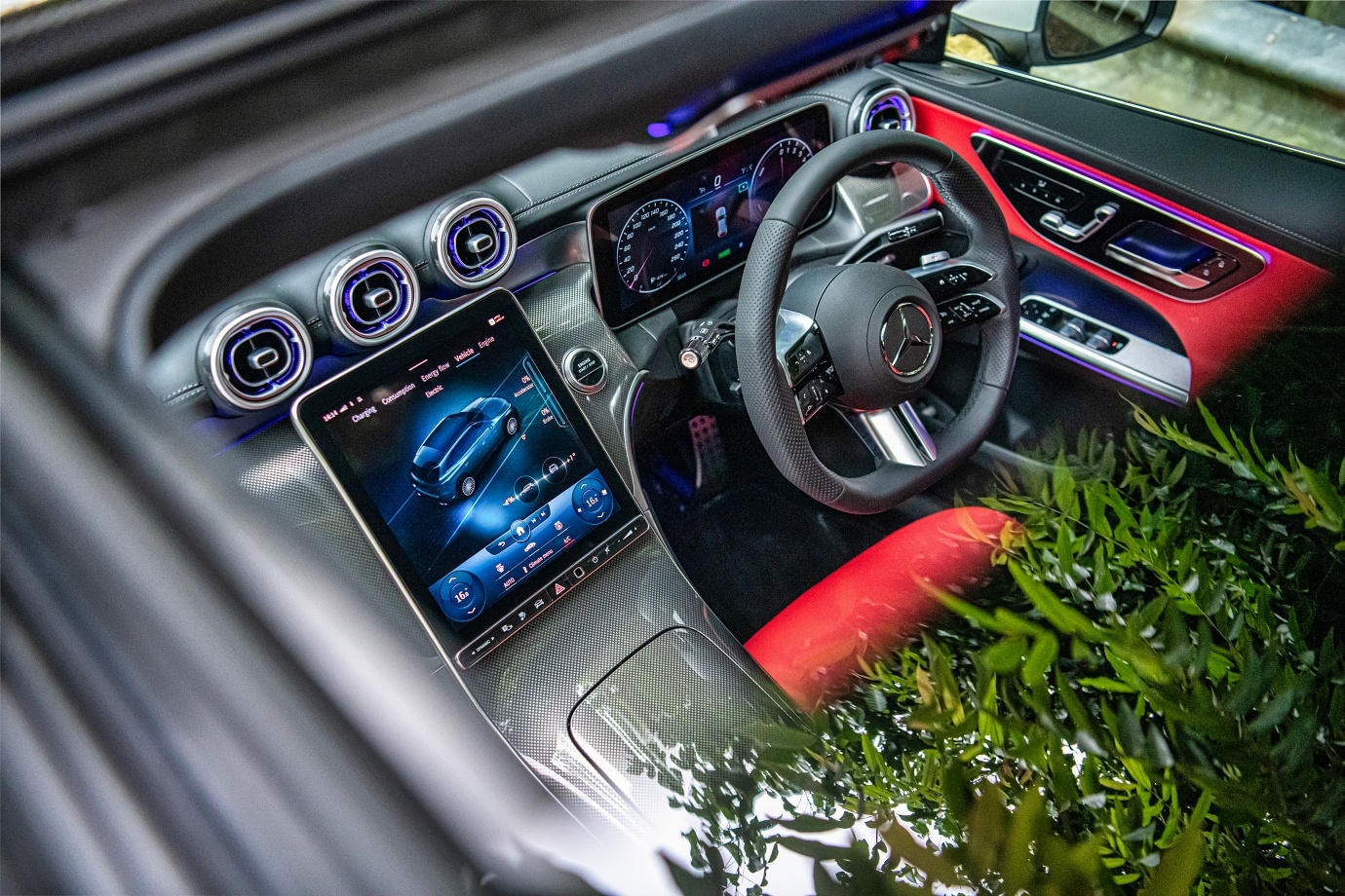mercedes,  benz,  glc,  glc thế hệ mới,  glc300,  glc200,  gle,  gls,  maybach,  suv,  glc300e,  hybrid,  suv,  xe sang,  audi,  bmw,  singapore ảnh 3 mercedes,  benz,  glc,  glc the he moi,  glc300,  glc200,  gle,  gls,  maybach,  suv,  glc300e,  hybrid,  suv,  xe sang,  audi,  bmw,  singapore anh 3